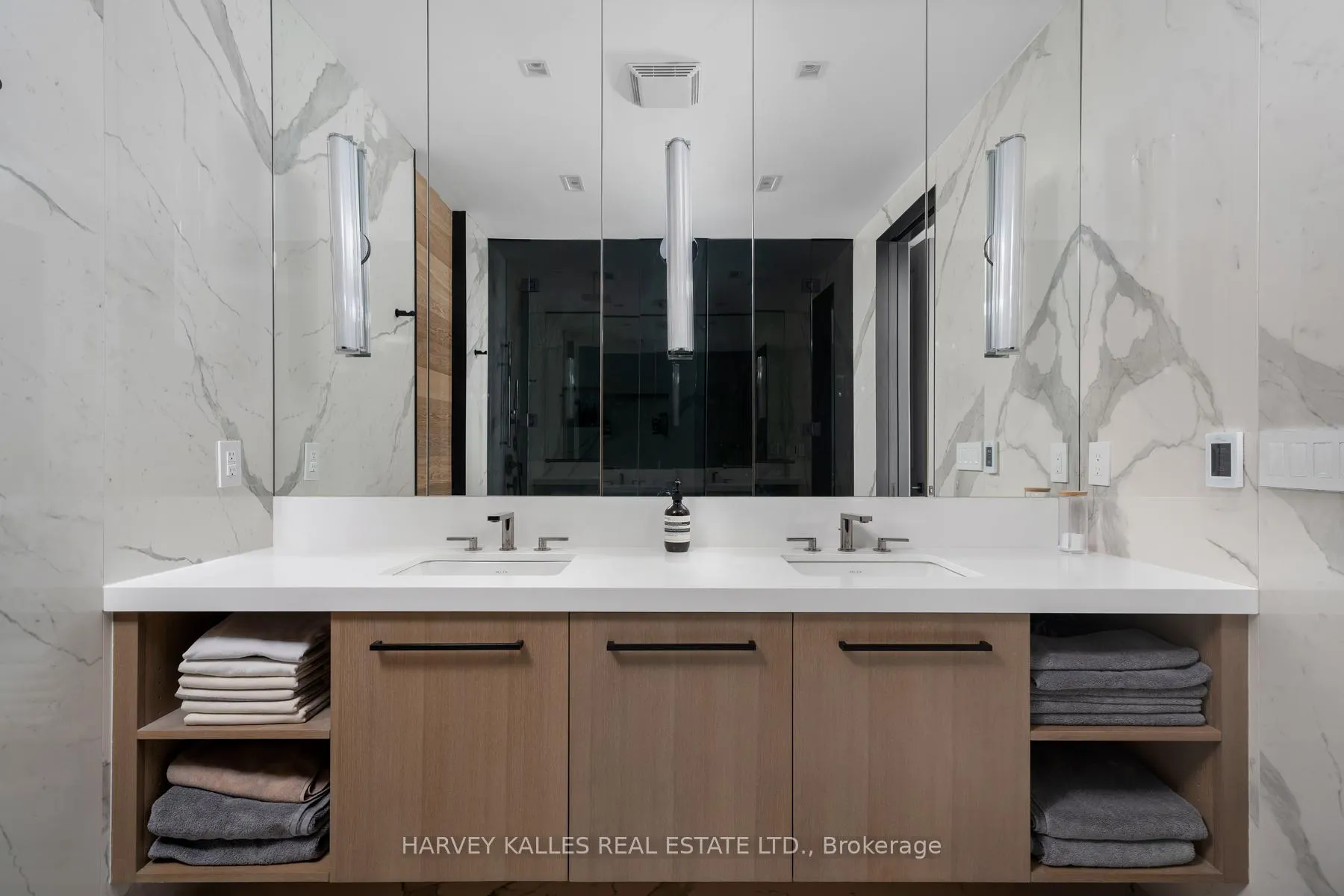 Photo 30 of Unit 2901, 1 Bedford Road, Toronto, The Annex — HOMEH