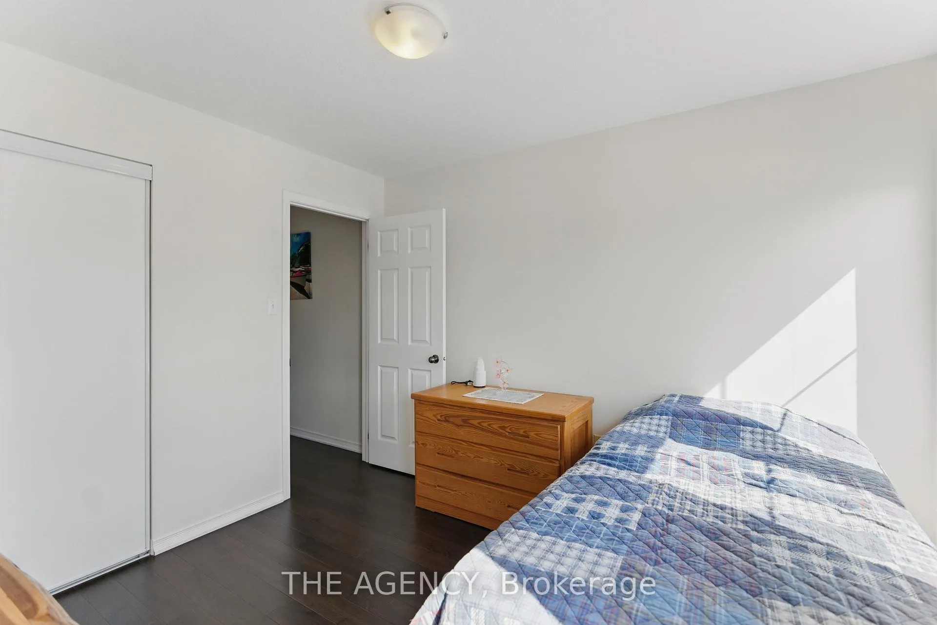 Photo 15 of 9 Lynch Crescent, Hamilton, Binbrook — HOMEH