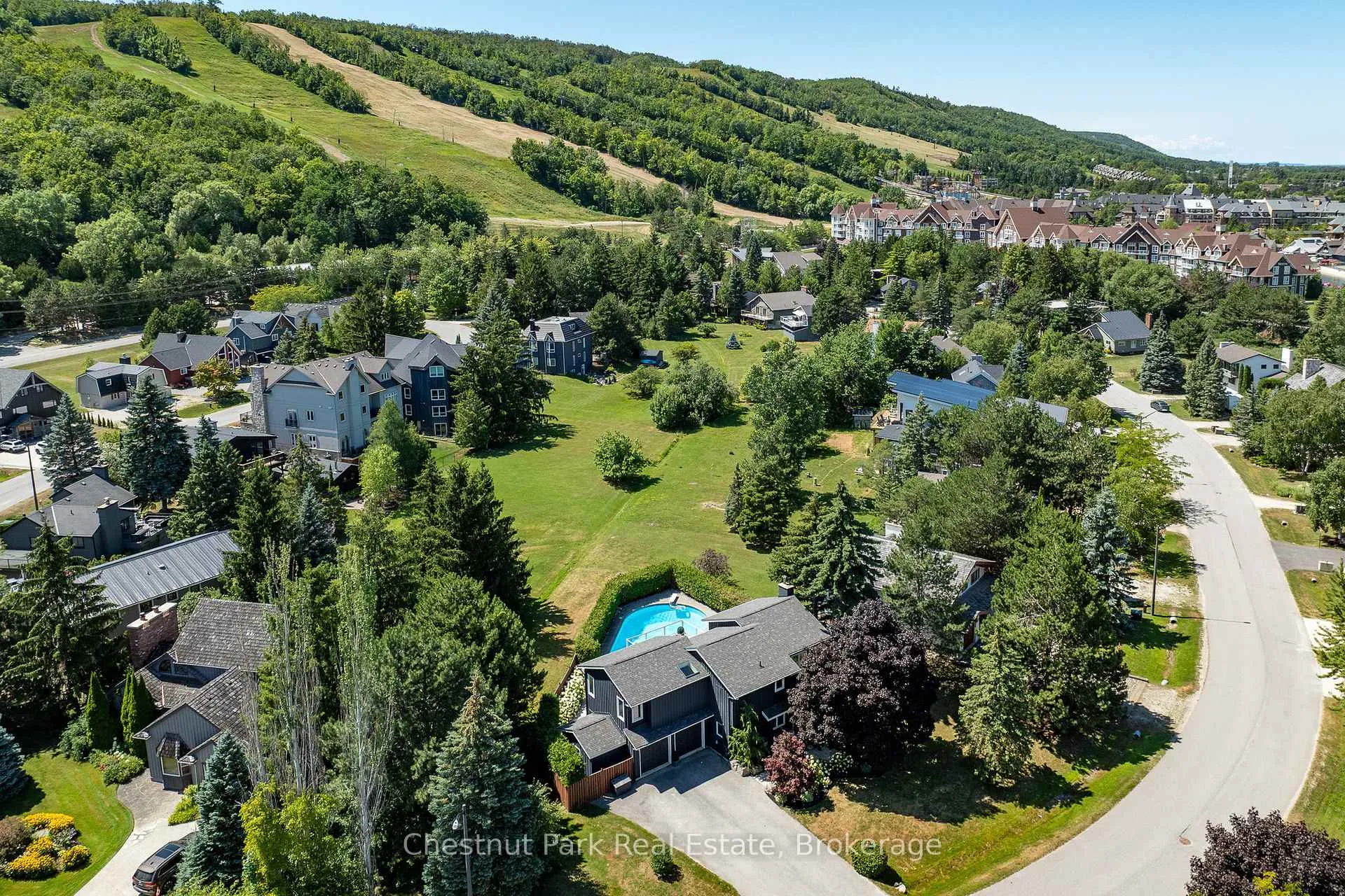 Photo 1 of 133 Carmichael Crescent, Blue Mountains — HOMEH