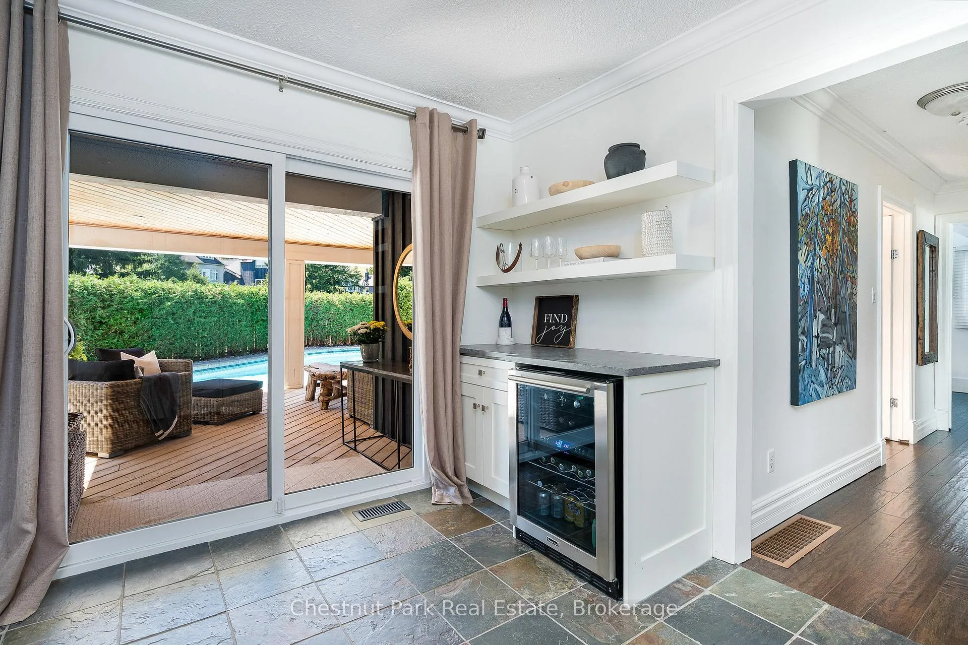 Photo 9 of 133 Carmichael Crescent, Blue Mountains — HOMEH