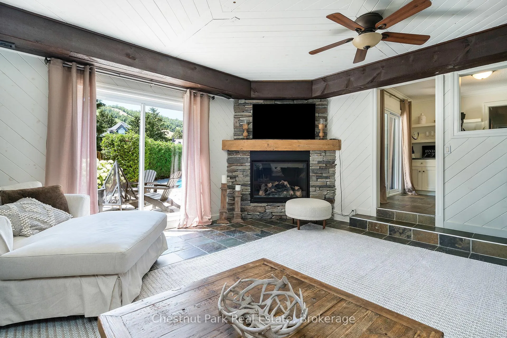 Photo 19 of 133 Carmichael Crescent, Blue Mountains — HOMEH