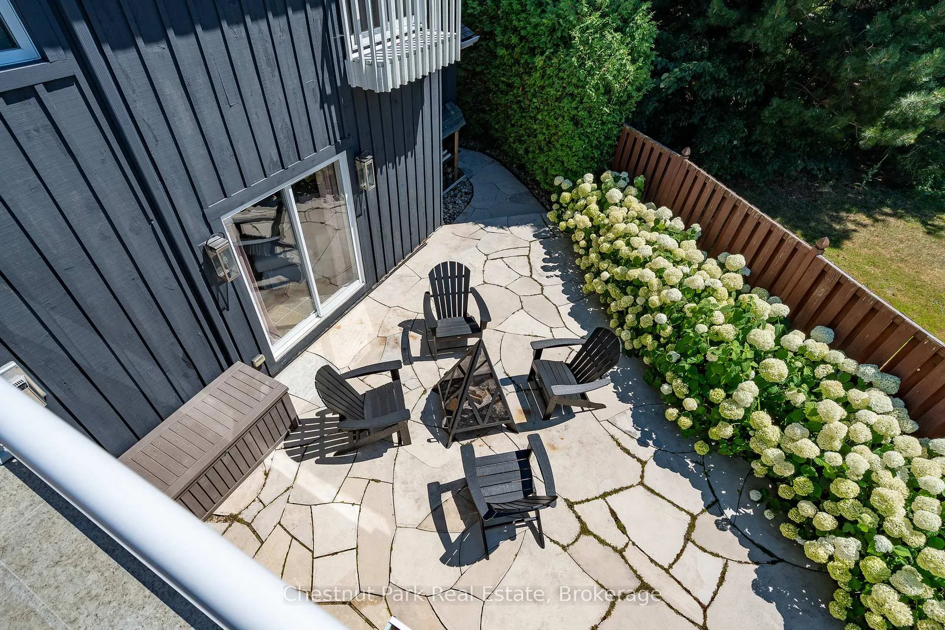 Photo 25 of 133 Carmichael Crescent, Blue Mountains — HOMEH