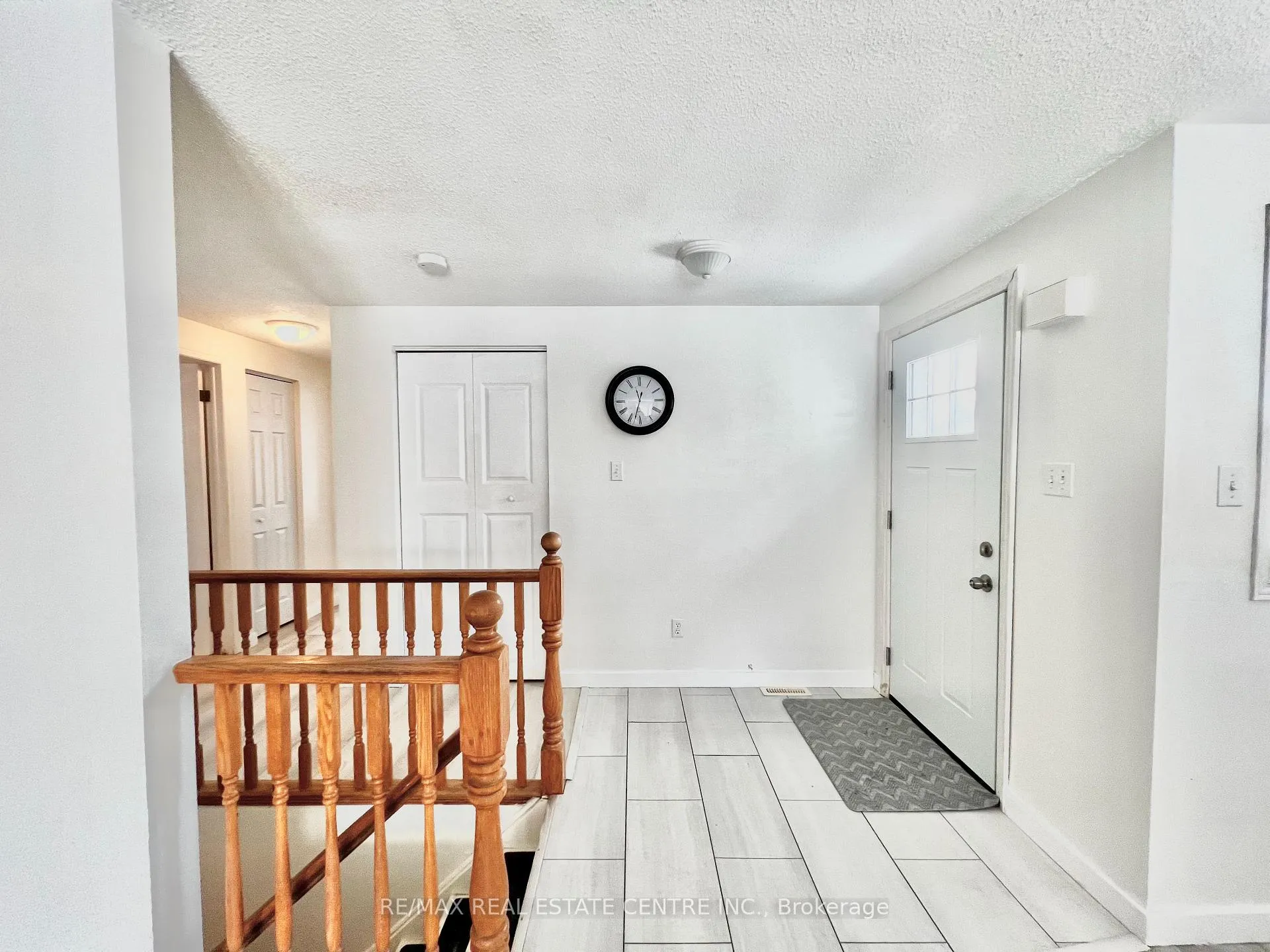Photo 5 of 616 Canfield Place, Shelburne — HOMEH