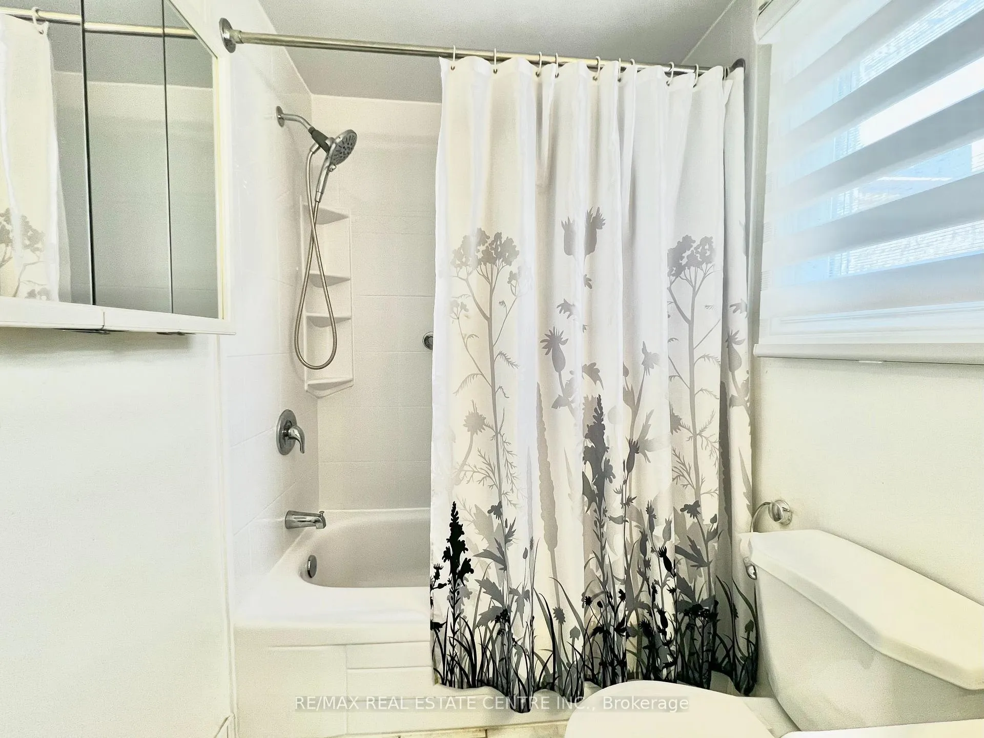 Photo 25 of 616 Canfield Place, Shelburne — HOMEH