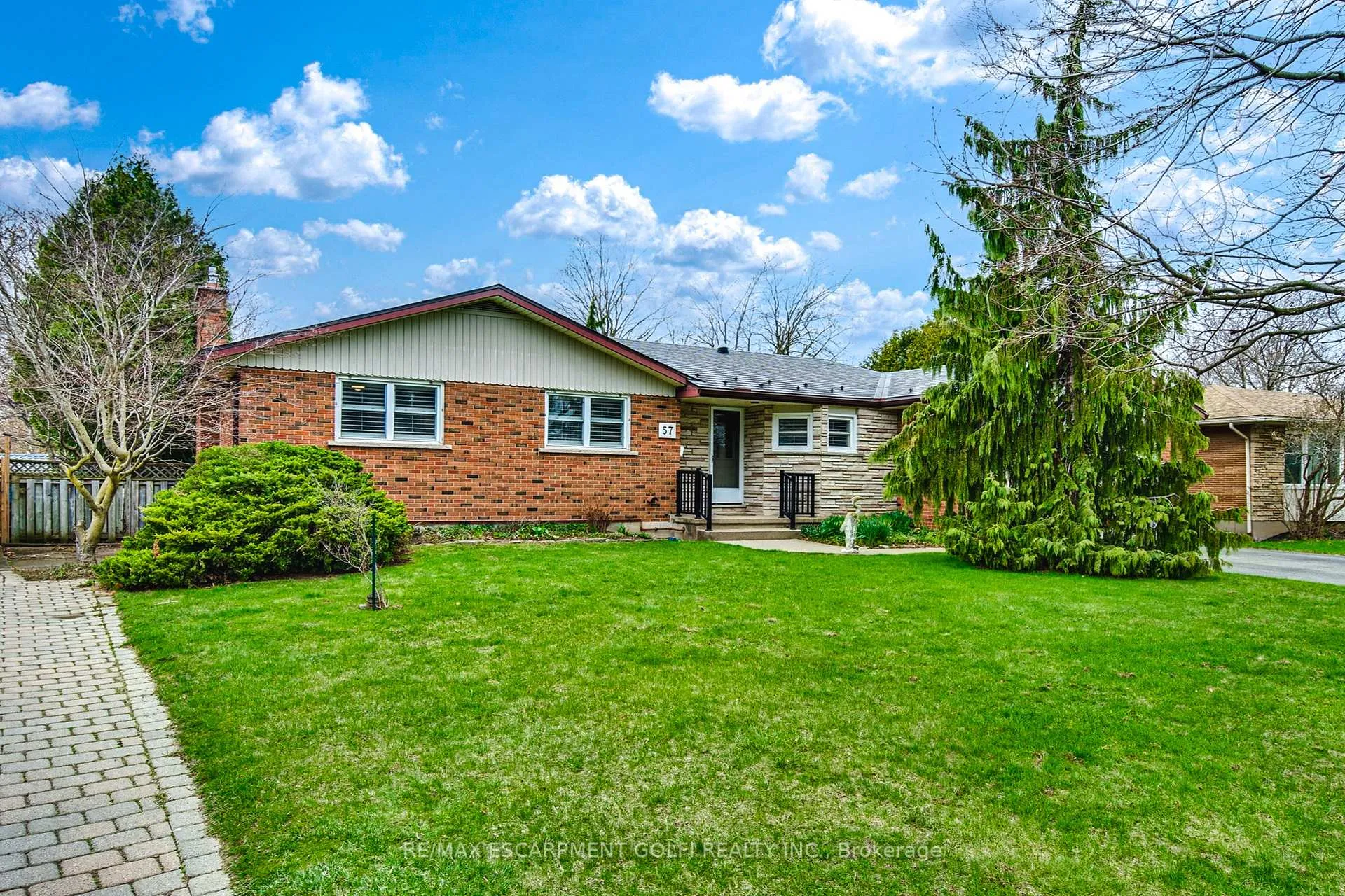 Photo 1 of 57 Richelieu Drive, St. Catharines, Vine/Linwell — HOMEH