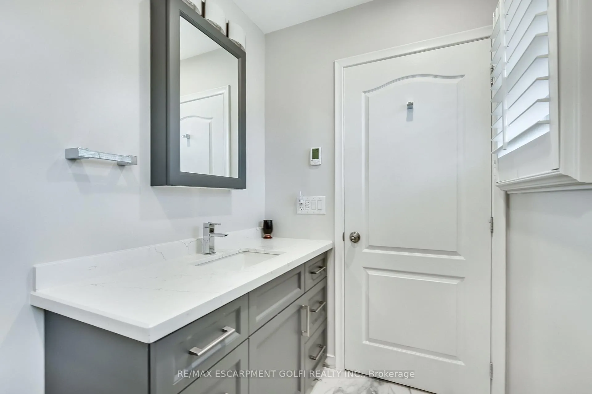 Photo 23 of 57 Richelieu Drive, St. Catharines, Vine/Linwell — HOMEH