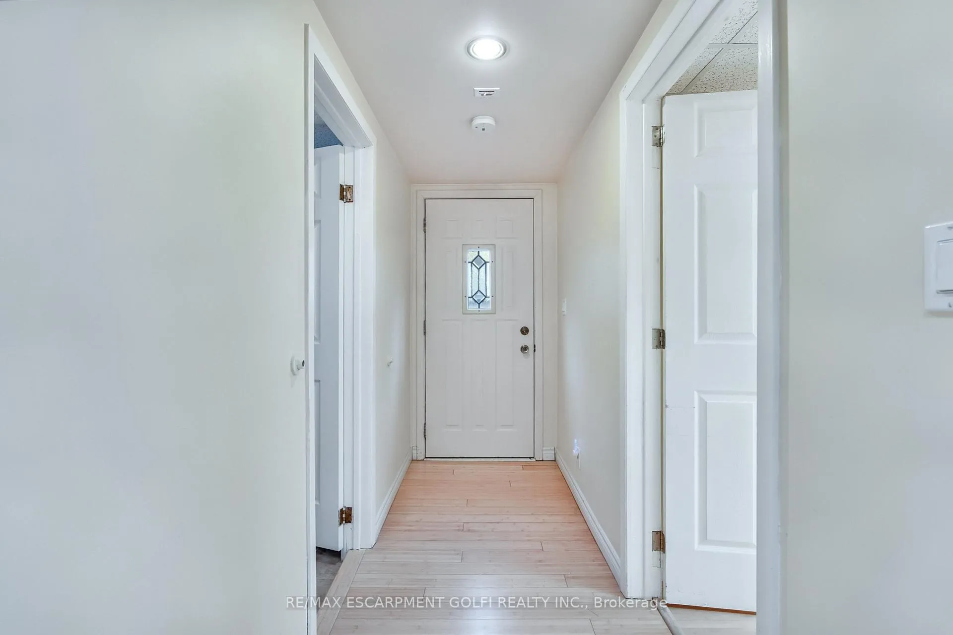 Photo 30 of 57 Richelieu Drive, St. Catharines, Vine/Linwell — HOMEH