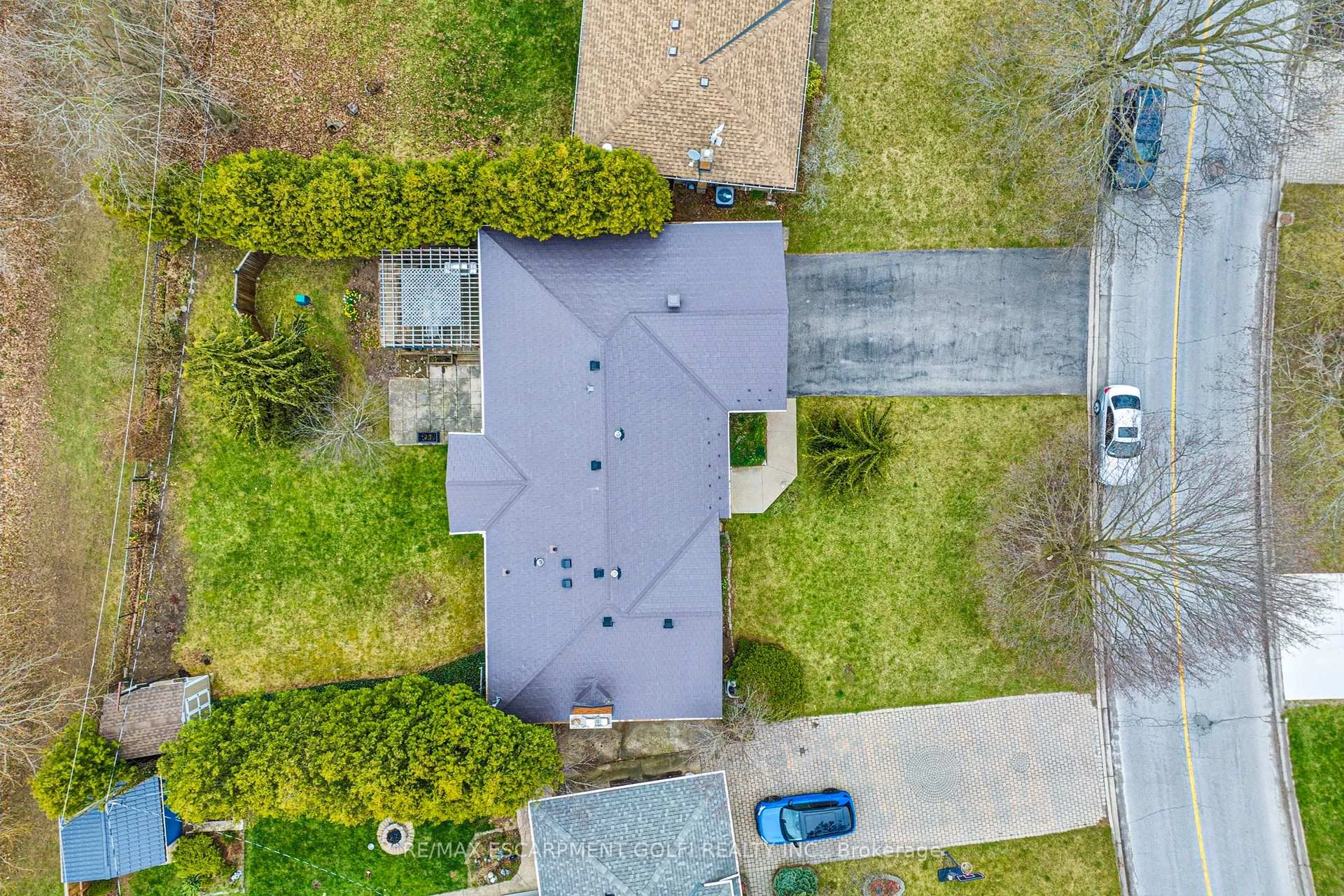 Photo 39 of 57 Richelieu Drive, St. Catharines, Vine/Linwell — HOMEH