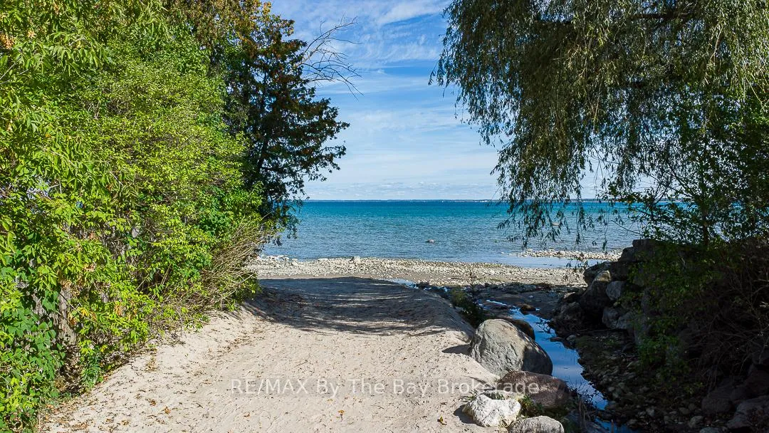 Photo 7 of 67 Constance Boulevard, Wasaga Beach — HOMEH