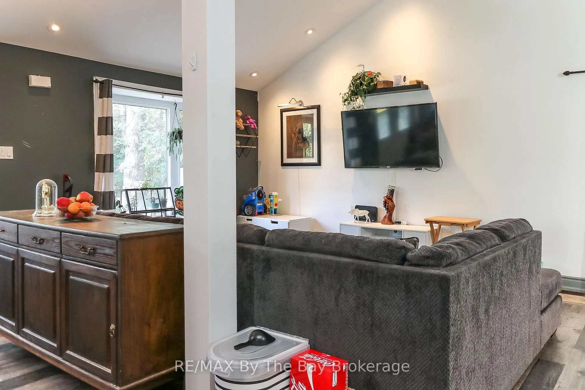 Photo 12 of 67 Constance Boulevard, Wasaga Beach — HOMEH