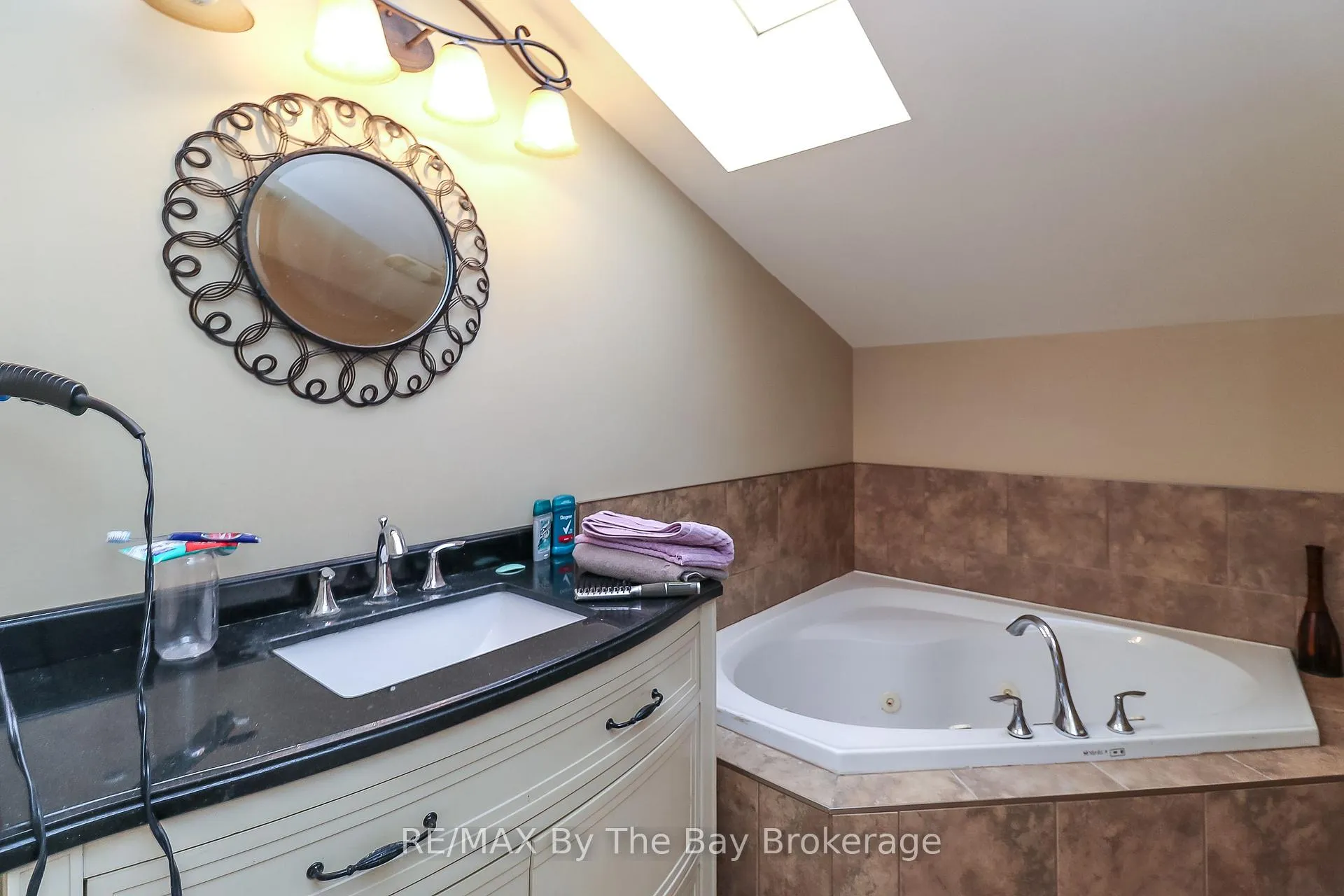 Photo 26 of 67 Constance Boulevard, Wasaga Beach — HOMEH