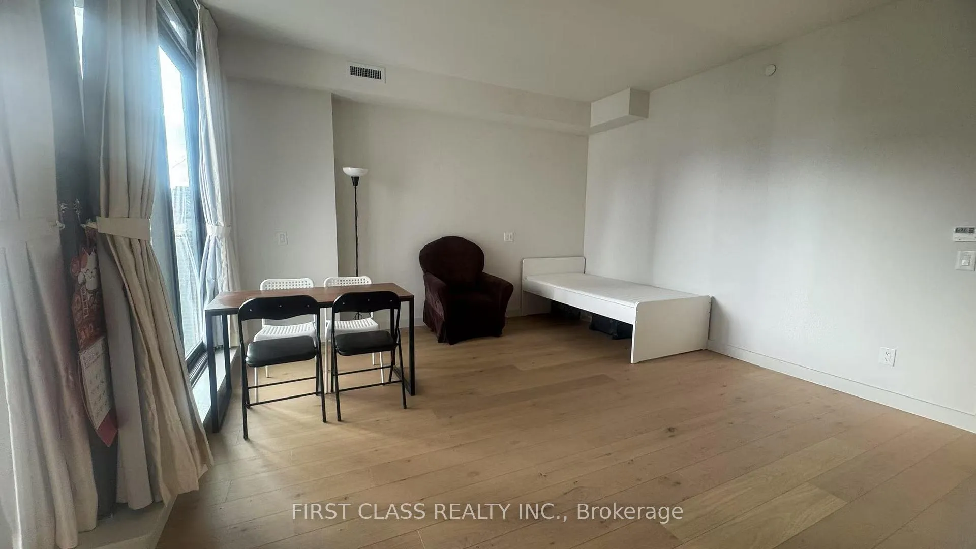 Photo 5 of Unit 404, 81 Wellesley Street S, Toronto, Church-Yonge Corridor — HOMEH