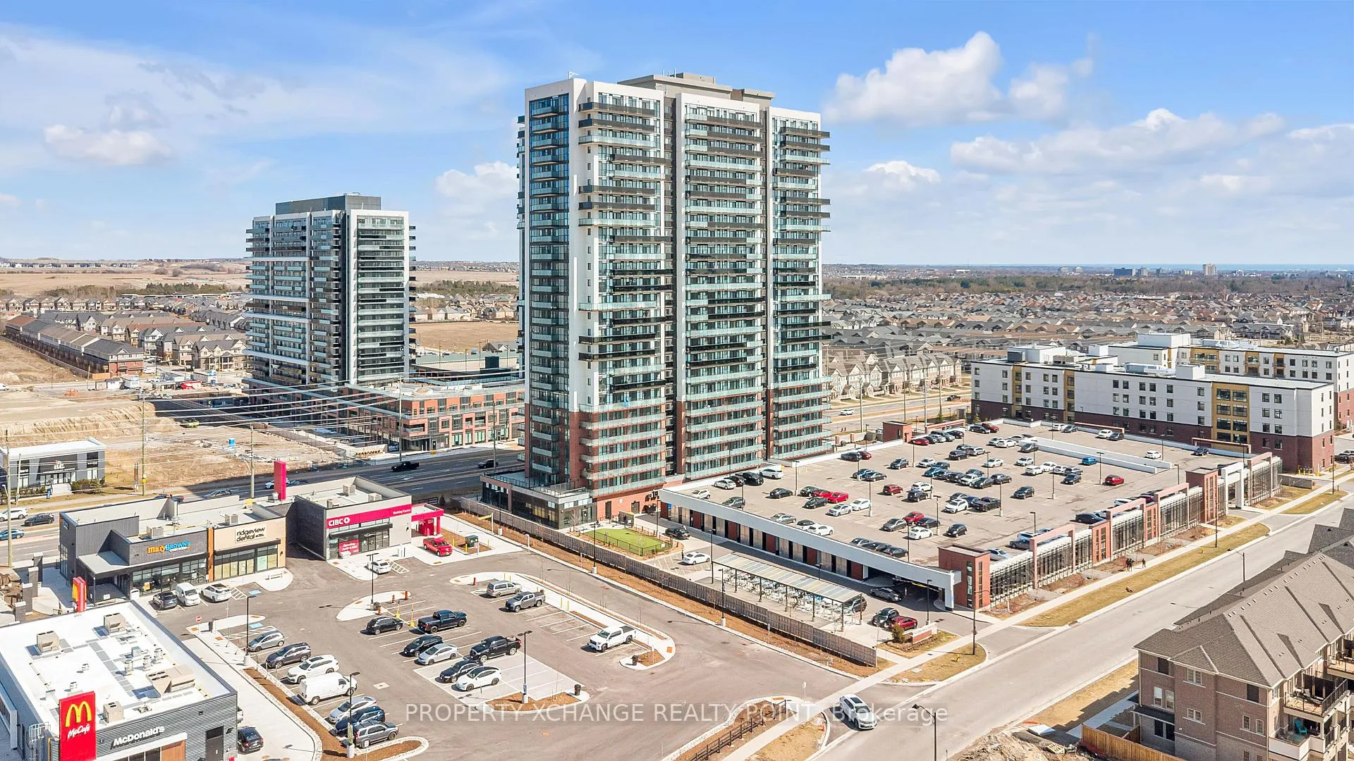 Front of Unit 1012, 2550 Simcoe Street N