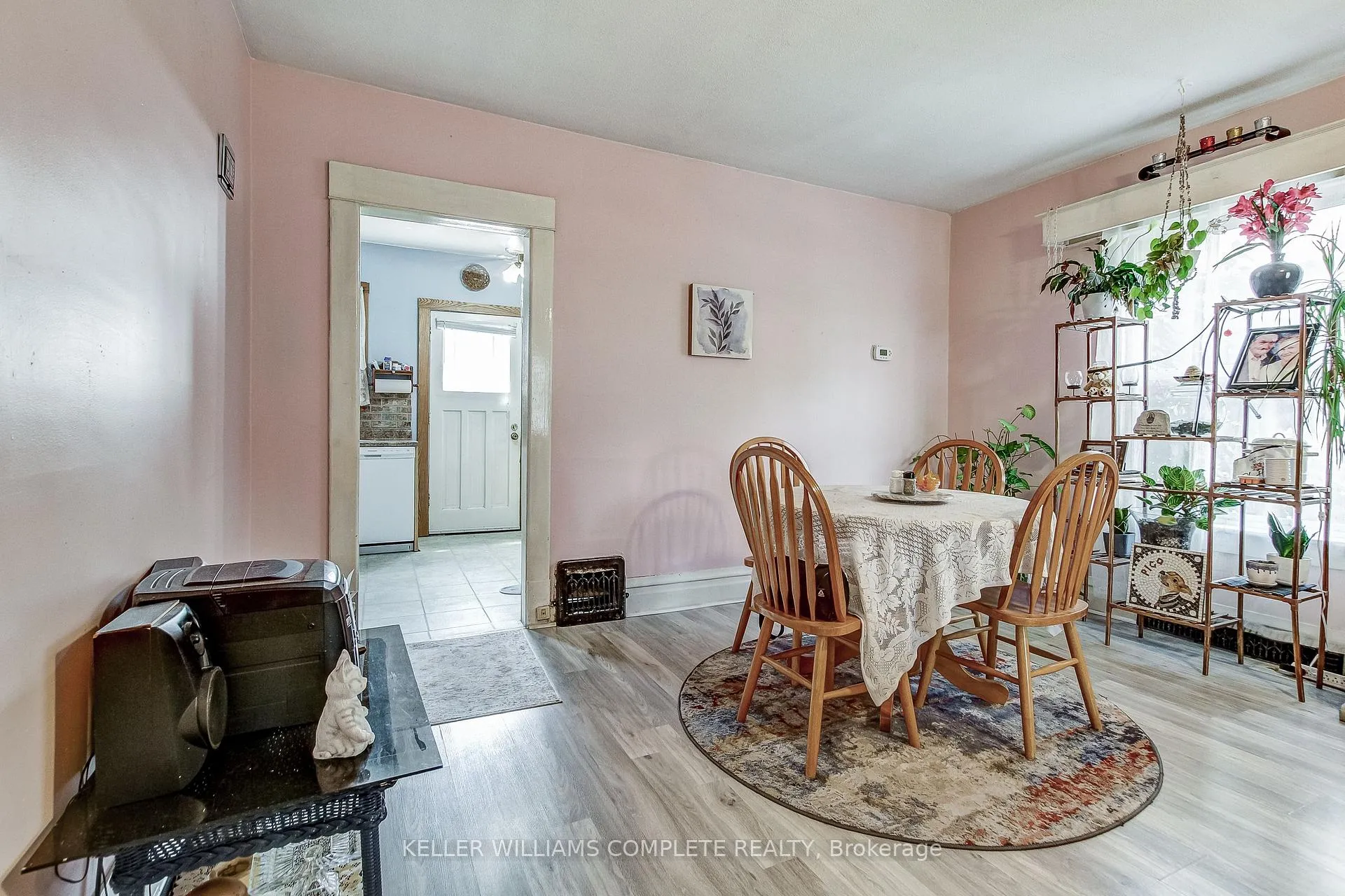 Photo 5 of 4634 Armory Street, Niagara Falls, Cherrywood — HOMEH