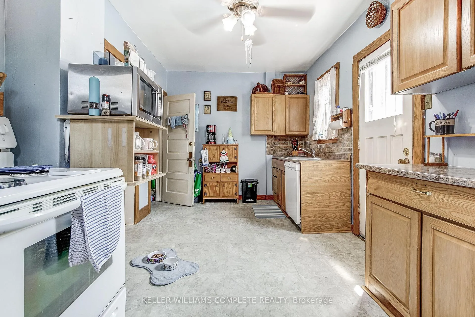 Photo 8 of 4634 Armory Street, Niagara Falls, Cherrywood — HOMEH