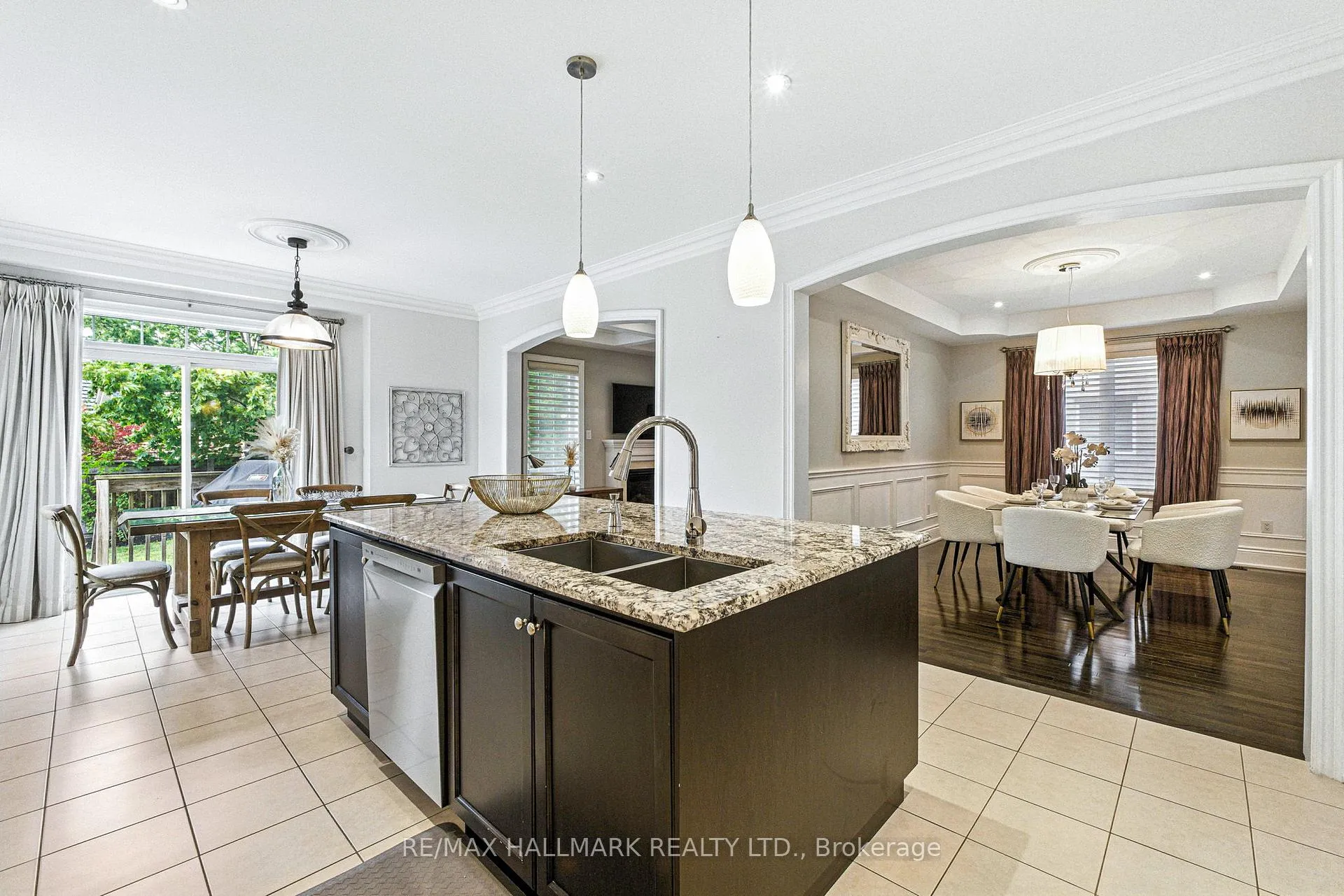 Photo 16 of 2 Noce Way, Vaughan, Vellore Village — HOMEH