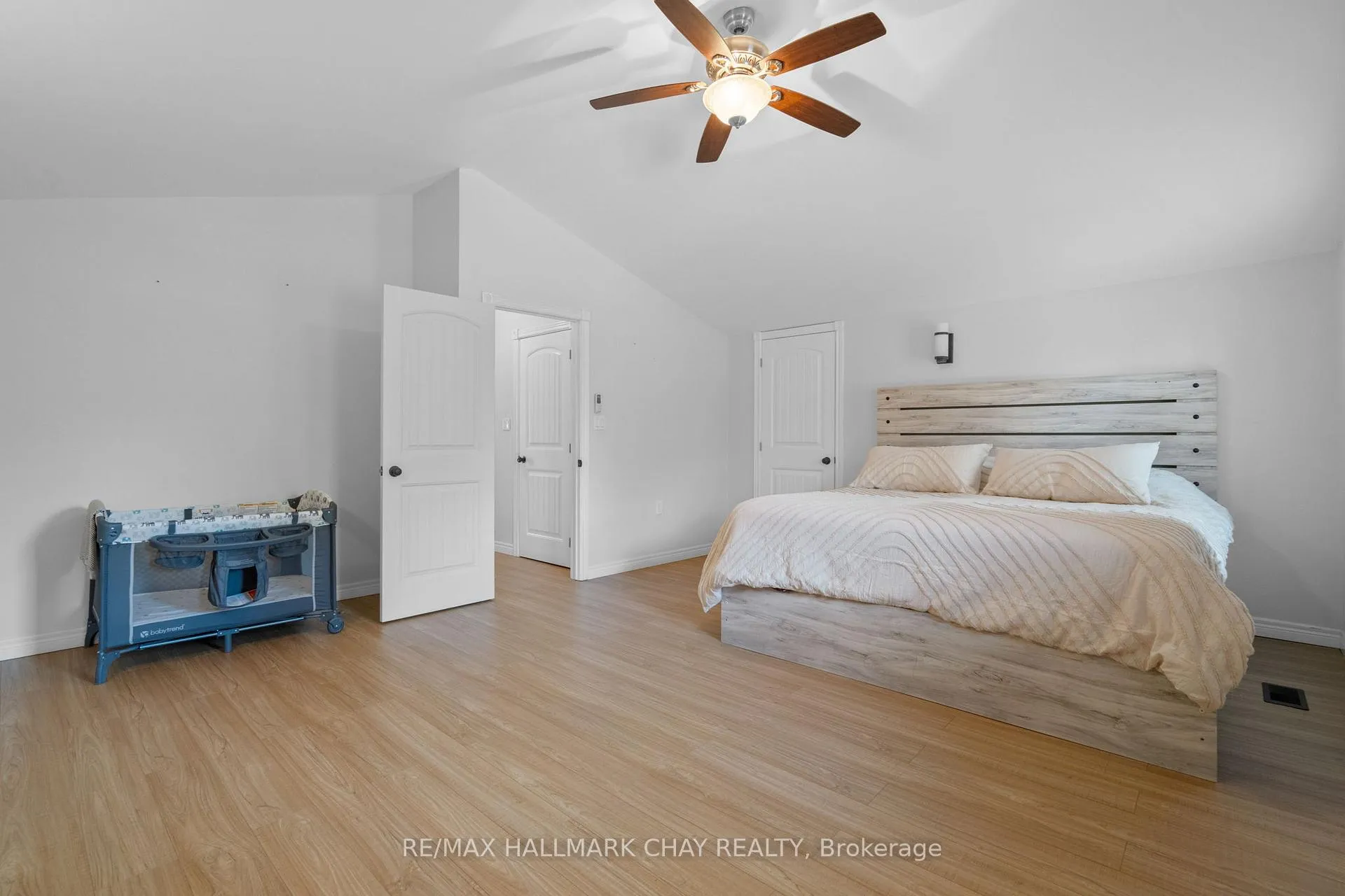 Photo 13 of 45 Wakunda Crescent, Tiny, Rural Tiny — HOMEH
