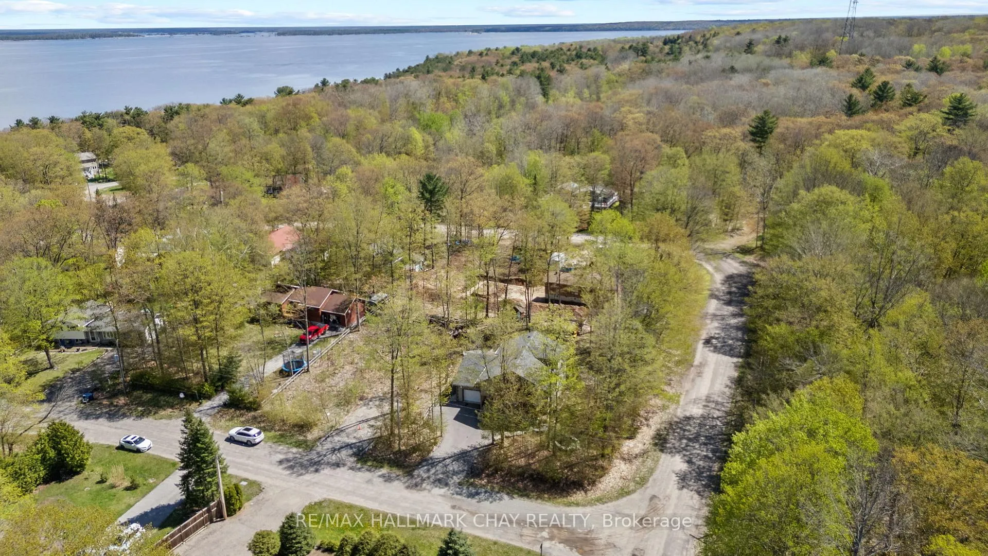 Photo 25 of 45 Wakunda Crescent, Tiny, Rural Tiny — HOMEH