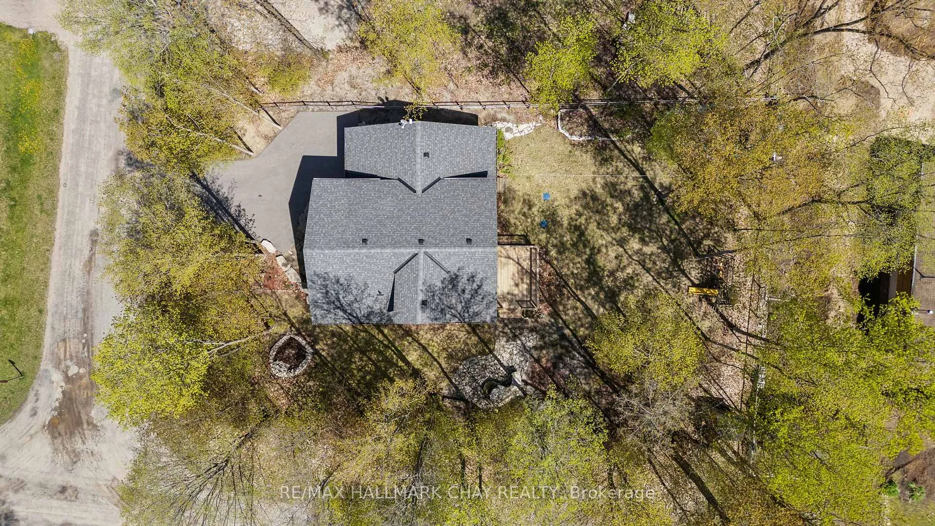 Photo 26 of 45 Wakunda Crescent, Tiny, Rural Tiny — HOMEH