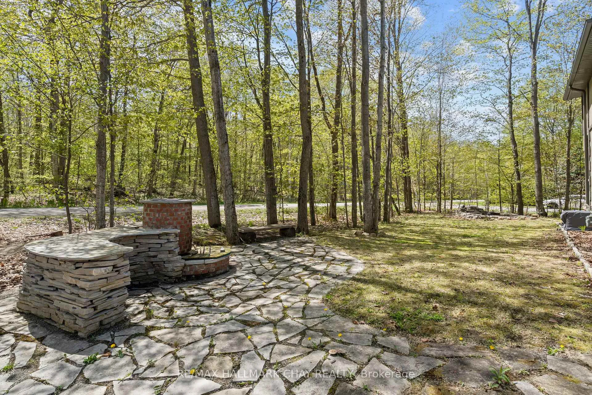 Photo 29 of 45 Wakunda Crescent, Tiny, Rural Tiny — HOMEH
