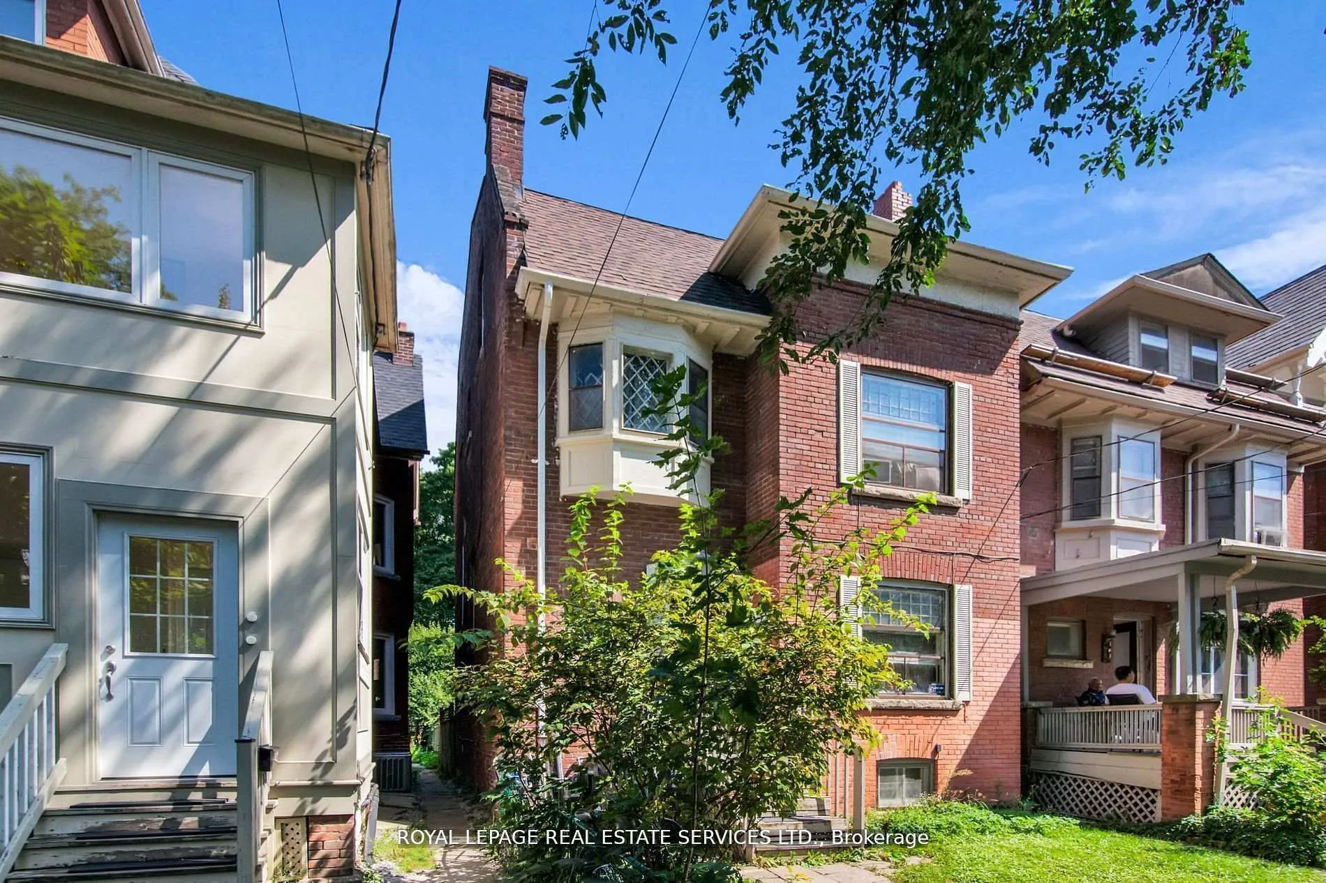 Photo 3 of 577 Huron Street, Toronto, The Annex — HOMEH