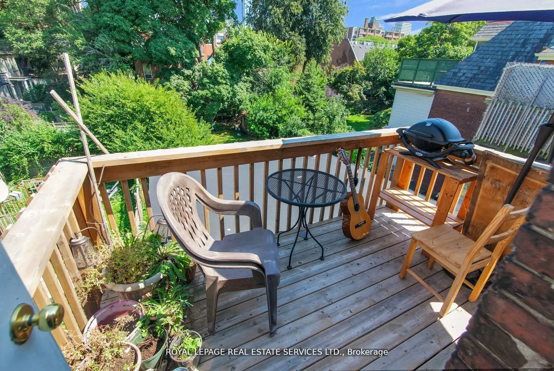 Photo 5 of 577 Huron Street, Toronto, The Annex — HOMEH
