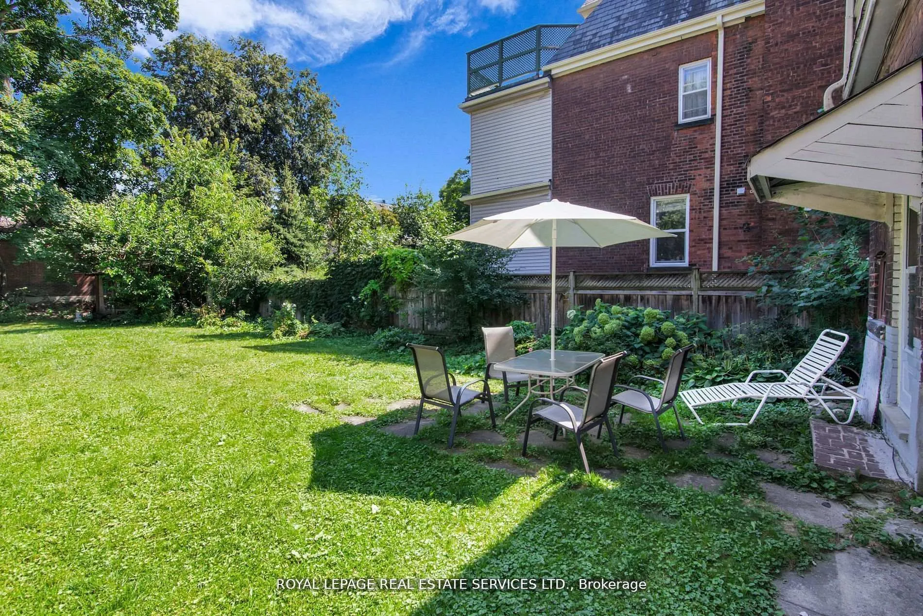 Photo 9 of 577 Huron Street, Toronto, The Annex — HOMEH