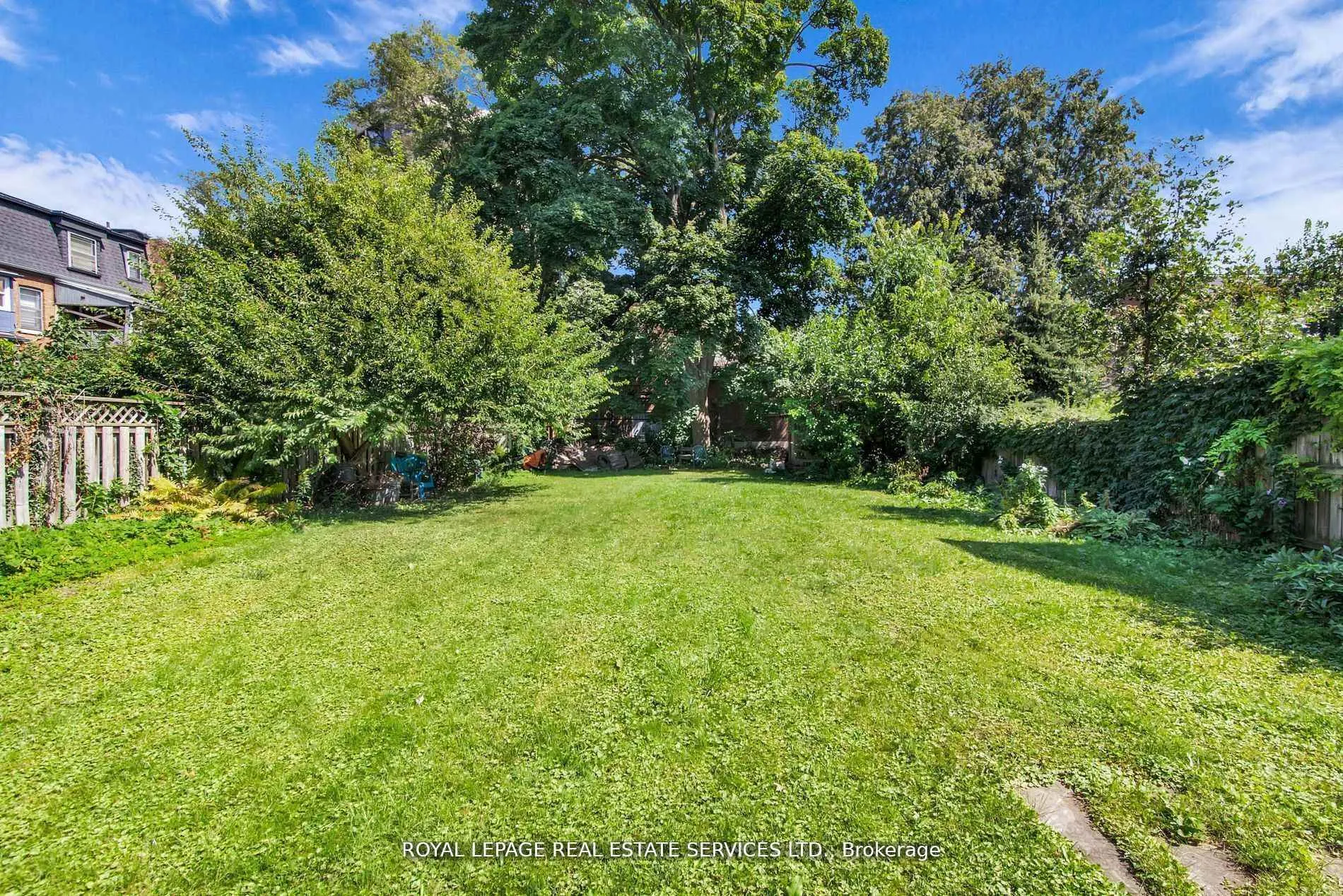Photo 10 of 577 Huron Street, Toronto, The Annex — HOMEH