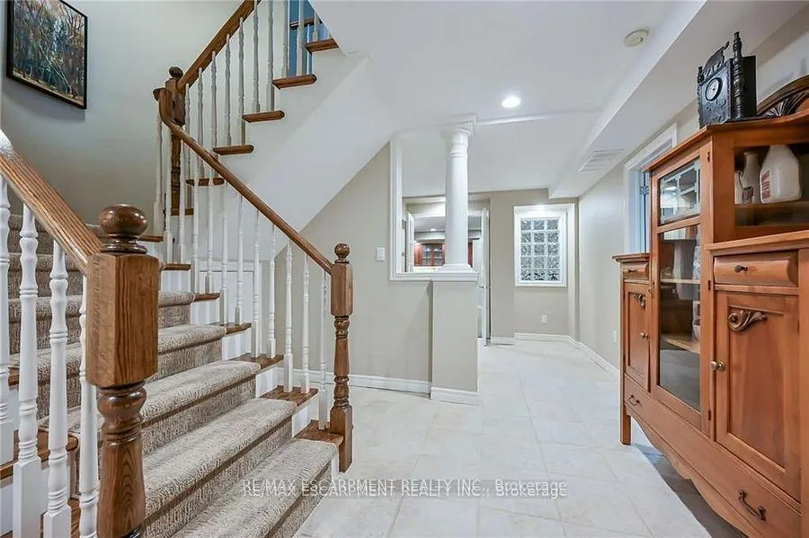 Photo 33 of 15 Pelham Drive, Hamilton, Meadowlands — HOMEH