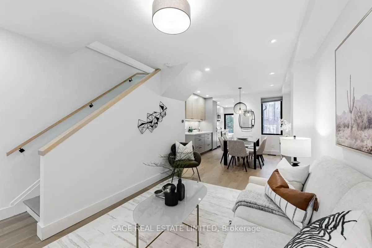 Photo 6 of 237 Lumsden Avenue, Toronto, Woodbine-Lumsden — HOMEH