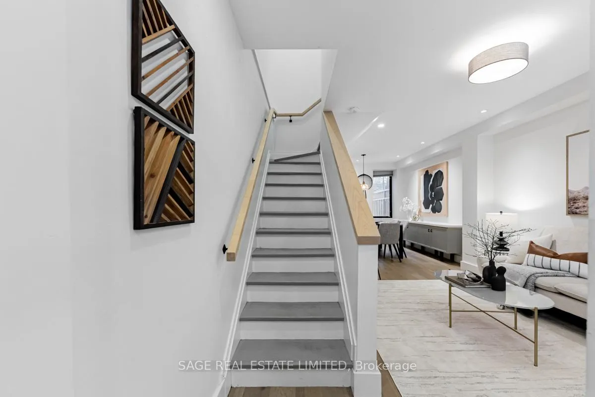 Photo 16 of 237 Lumsden Avenue, Toronto, Woodbine-Lumsden — HOMEH