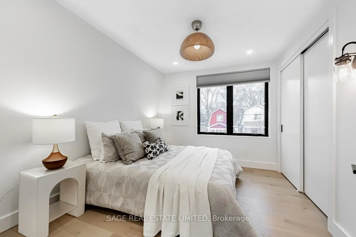 Photo 22 of 237 Lumsden Avenue, Toronto, Woodbine-Lumsden — HOMEH