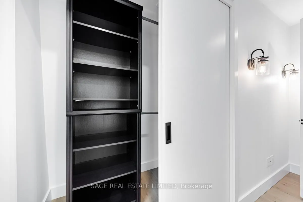 Photo 24 of 237 Lumsden Avenue, Toronto, Woodbine-Lumsden — HOMEH