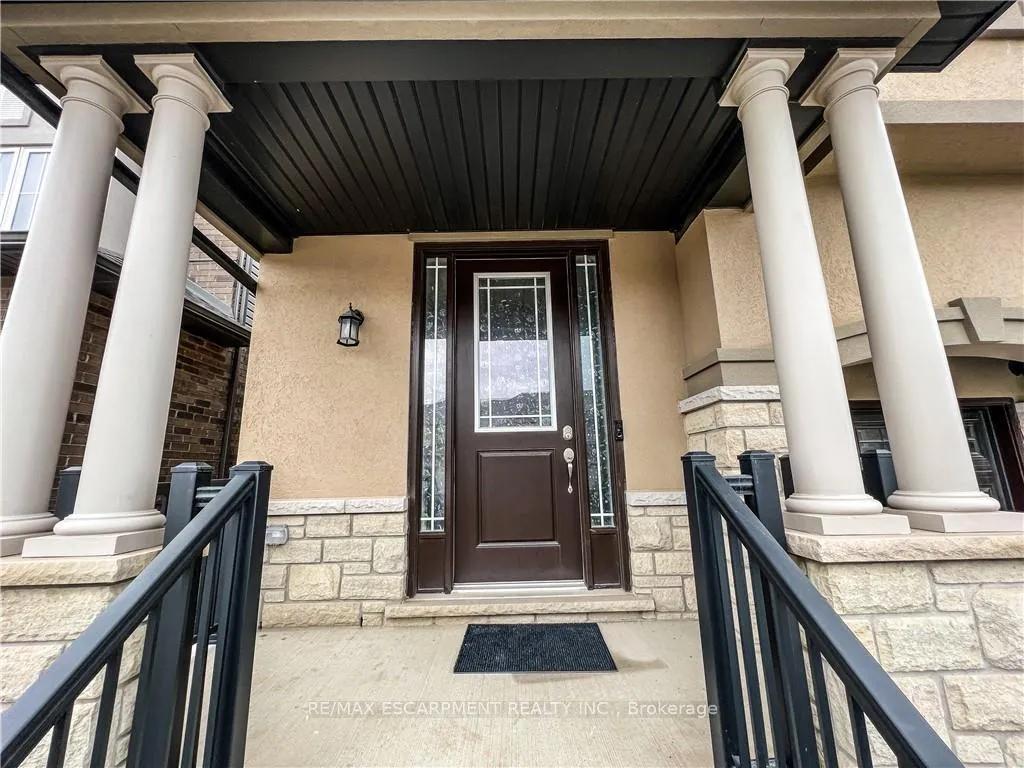 Photo 2 of 88 Rockledge Drive, Hamilton, Stoney Creek — HOMEH