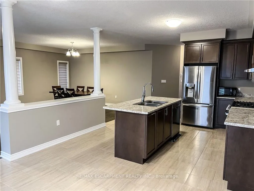 Photo 9 of 88 Rockledge Drive, Hamilton, Stoney Creek — HOMEH