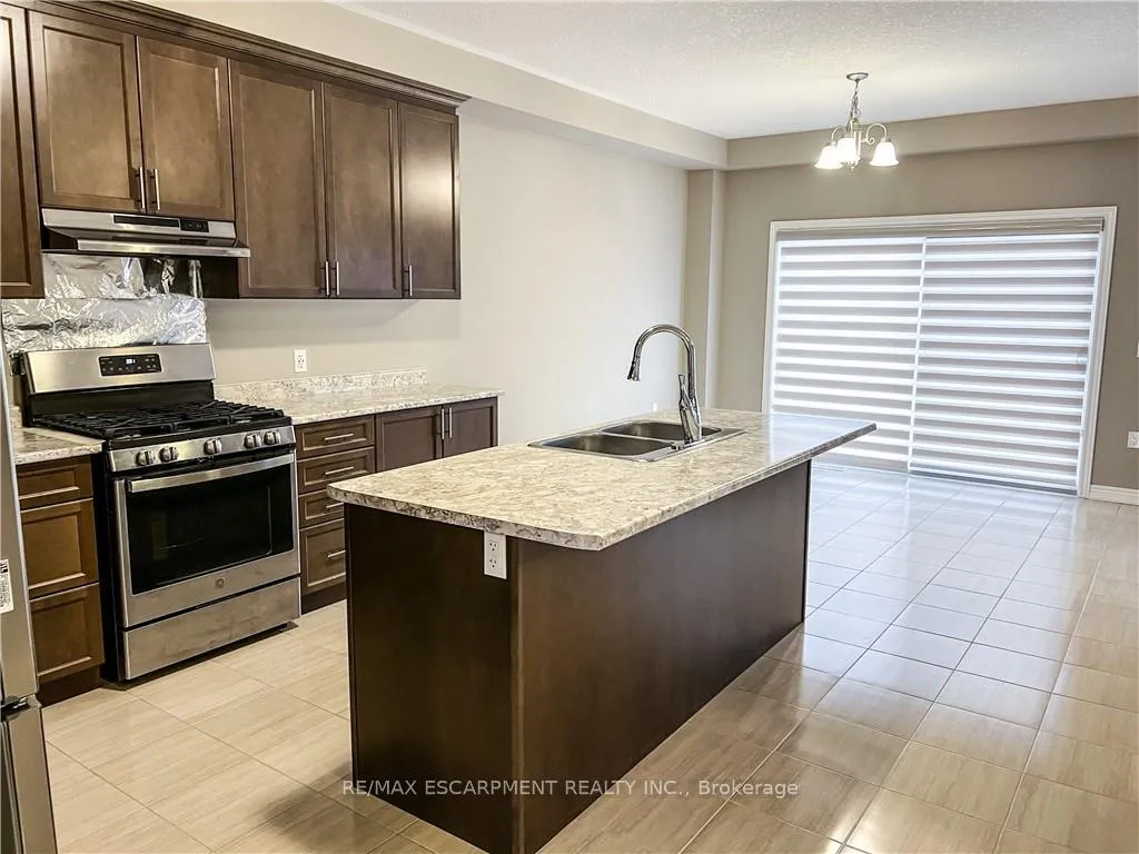 Photo 13 of 88 Rockledge Drive, Hamilton, Stoney Creek — HOMEH