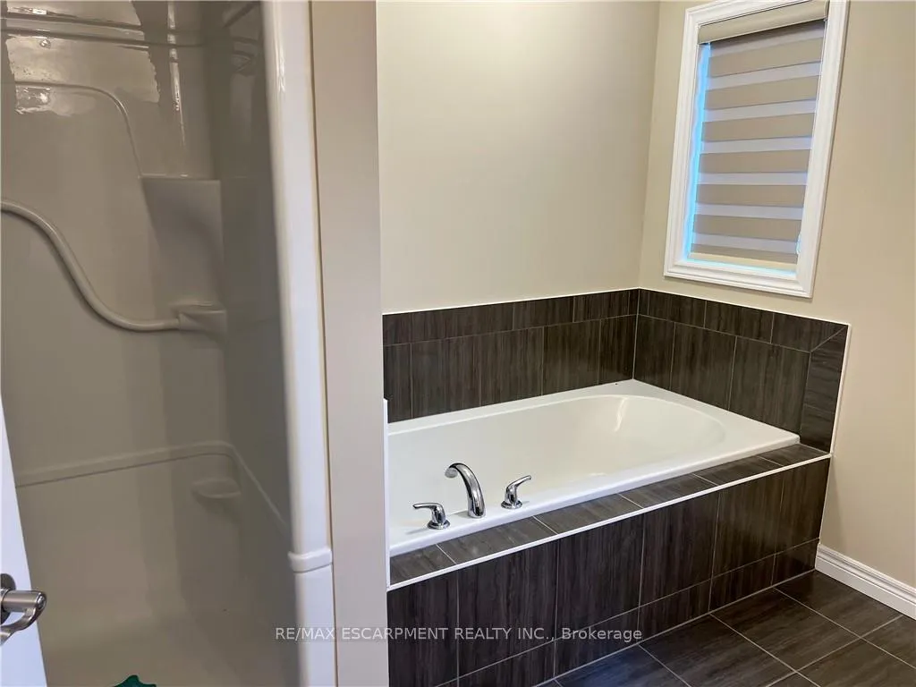 Photo 16 of 88 Rockledge Drive, Hamilton, Stoney Creek — HOMEH