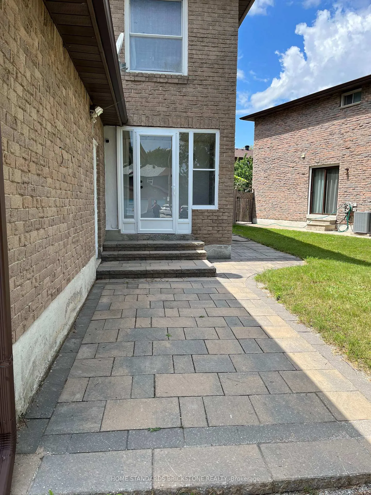Photo 4 of Unit Basement, 267 Risebrough Circuit, Markham, Milliken Mills West — HOMEH