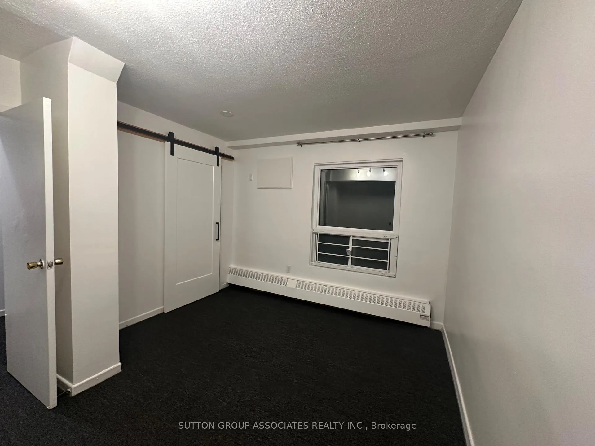 Photo 10 of 50 Metcalfe Street, Toronto, Cabbagetown-South St. James Town — HOMEH