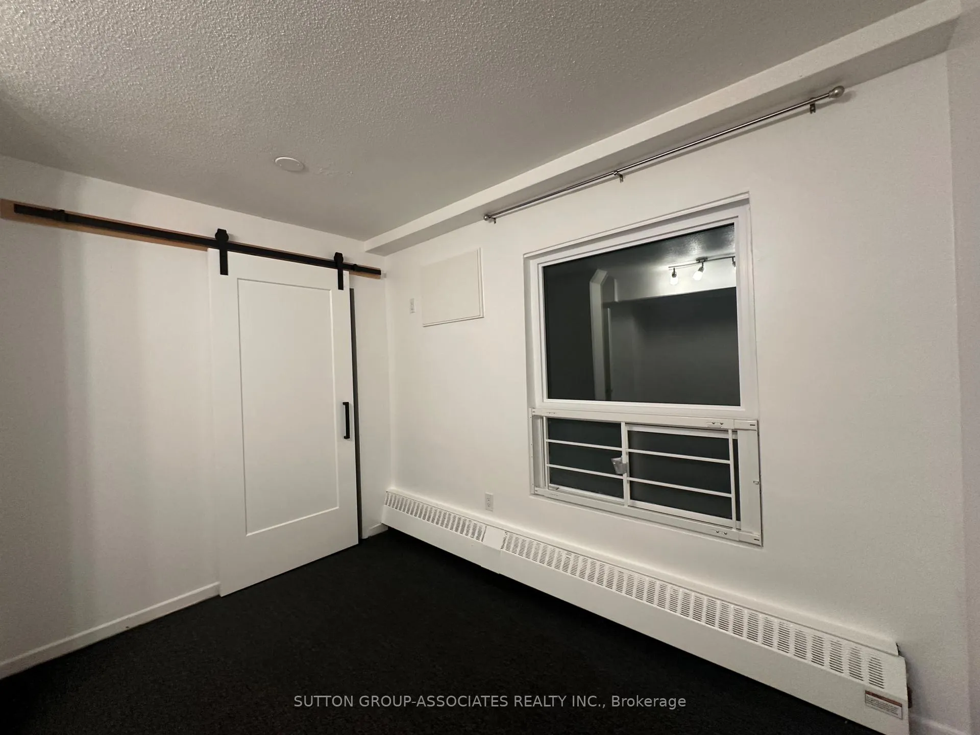 Photo 12 of 50 Metcalfe Street, Toronto, Cabbagetown-South St. James Town — HOMEH
