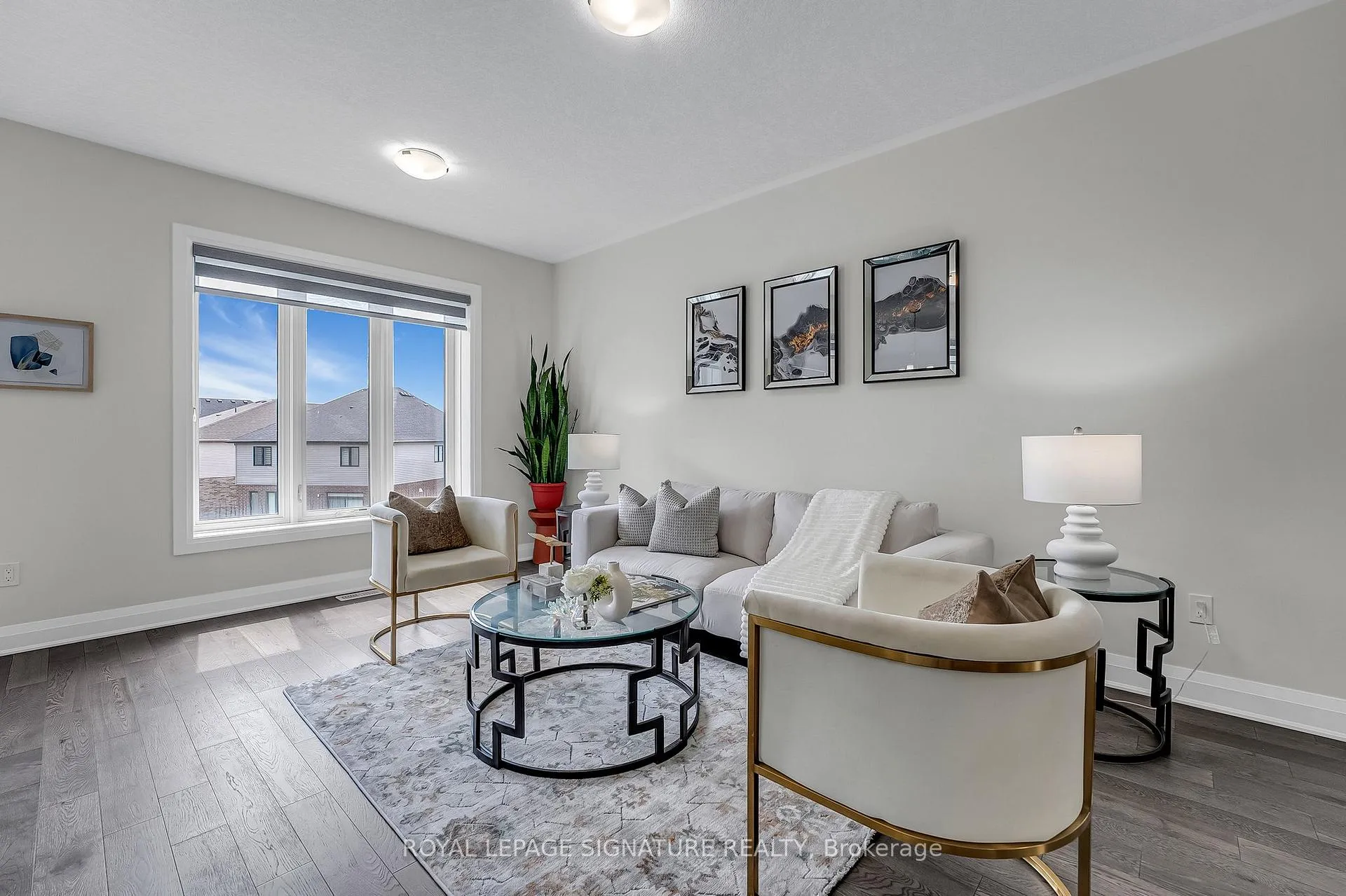 Photo 7 of 7 Carina Street E, Kitchener — HOMEH