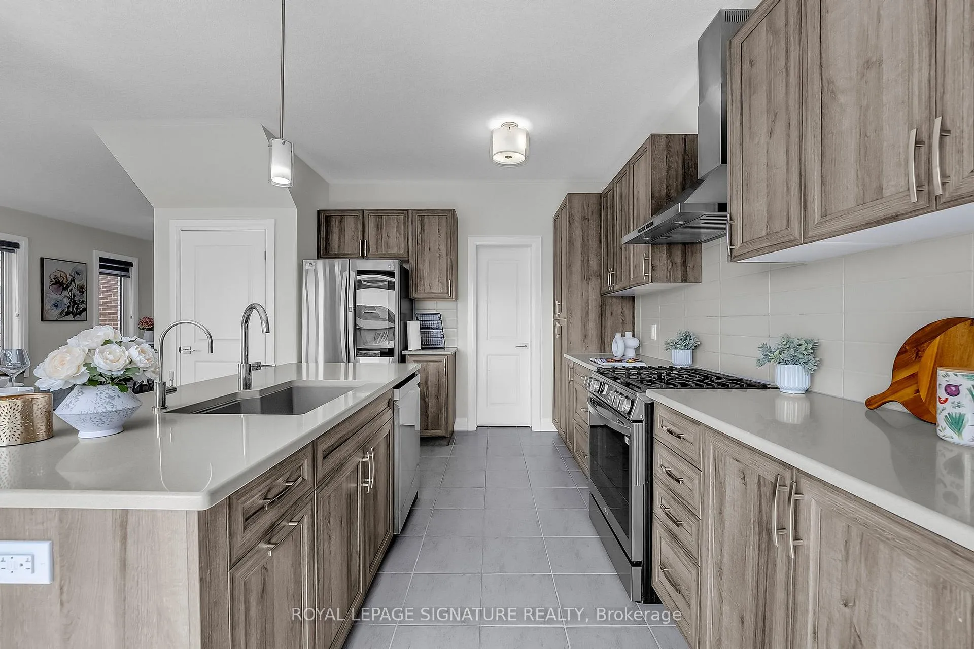 Photo 12 of 7 Carina Street E, Kitchener — HOMEH
