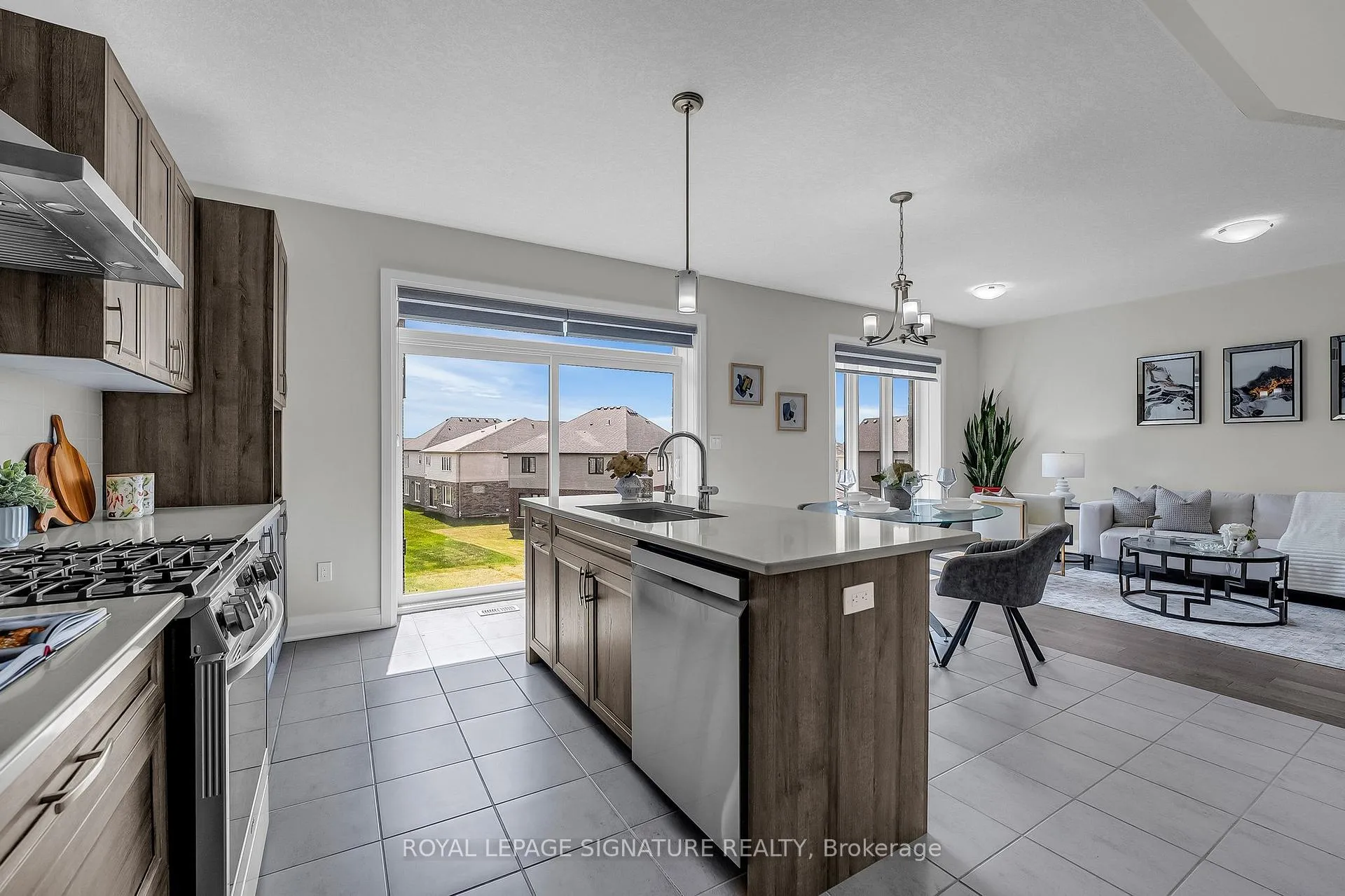 Photo 13 of 7 Carina Street E, Kitchener — HOMEH
