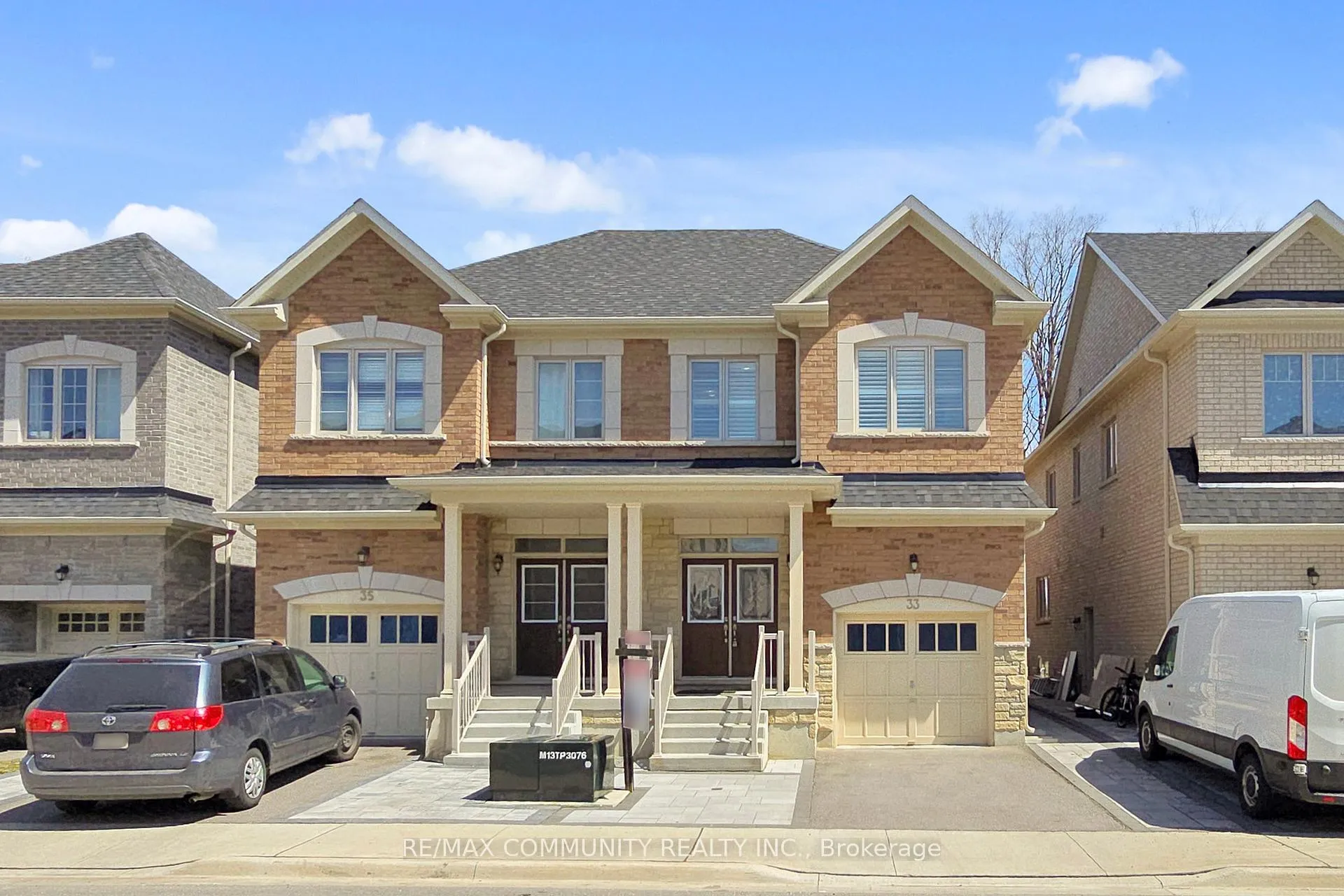 Photo 1 of 33 Erintol Way, Markham, Cedarwood — HOMEH