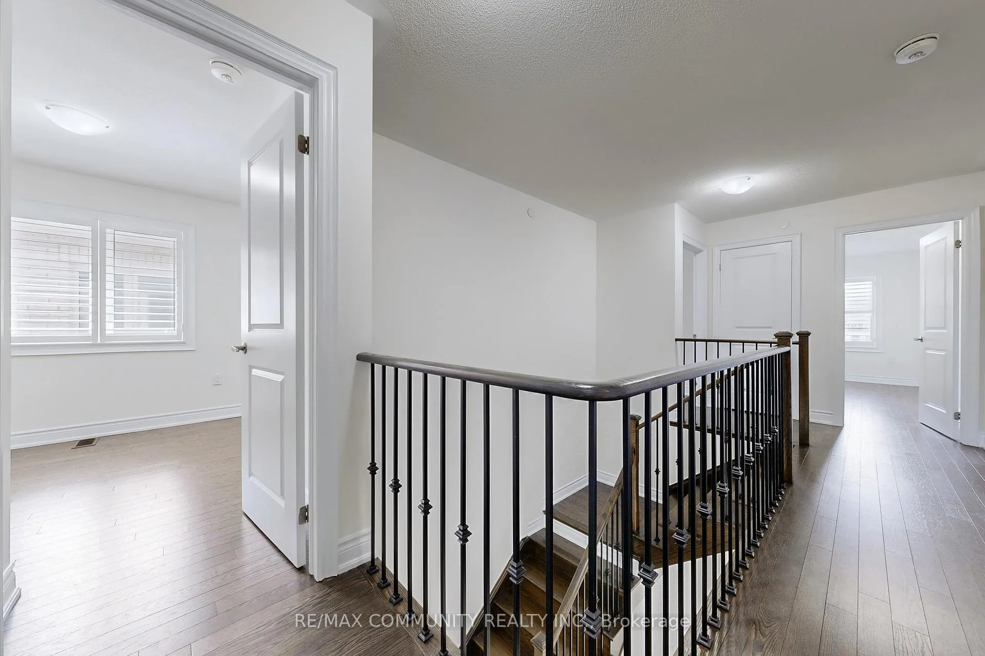 Photo 8 of 33 Erintol Way, Markham, Cedarwood — HOMEH