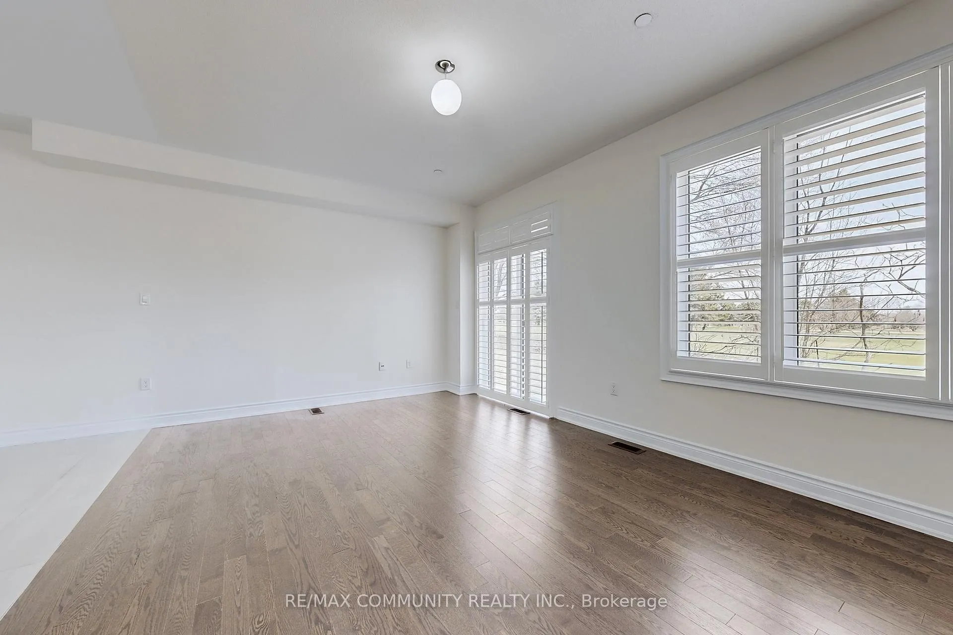 Photo 9 of 33 Erintol Way, Markham, Cedarwood — HOMEH
