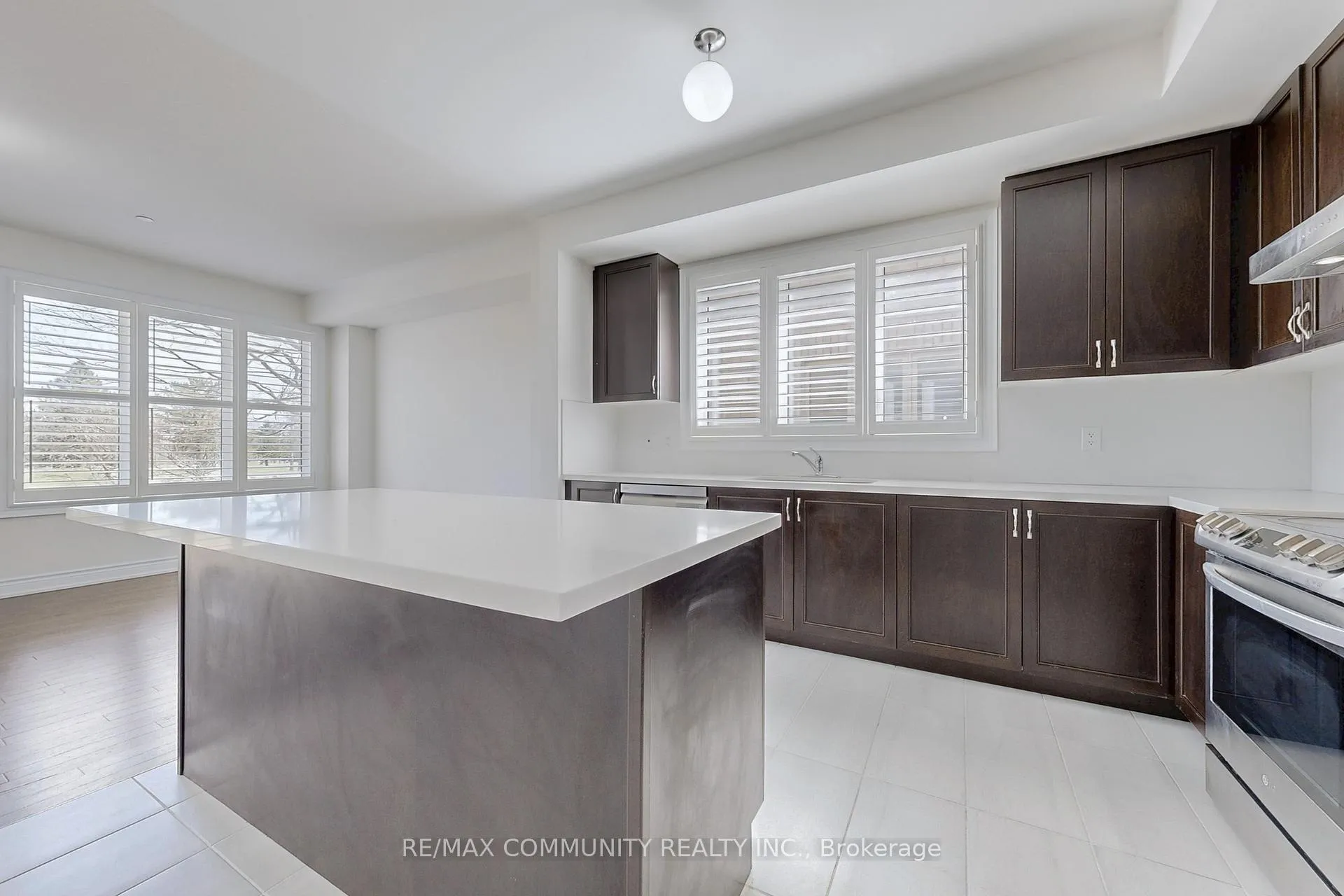 Photo 13 of 33 Erintol Way, Markham, Cedarwood — HOMEH