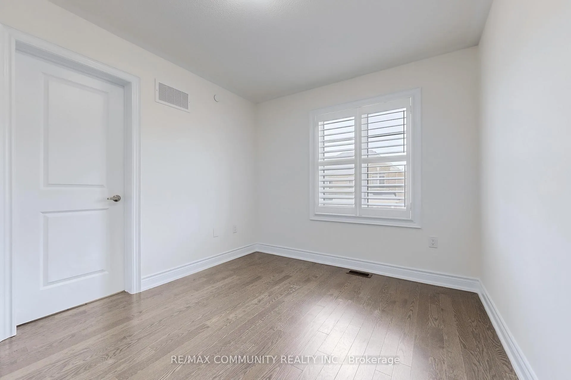 Photo 19 of 33 Erintol Way, Markham, Cedarwood — HOMEH