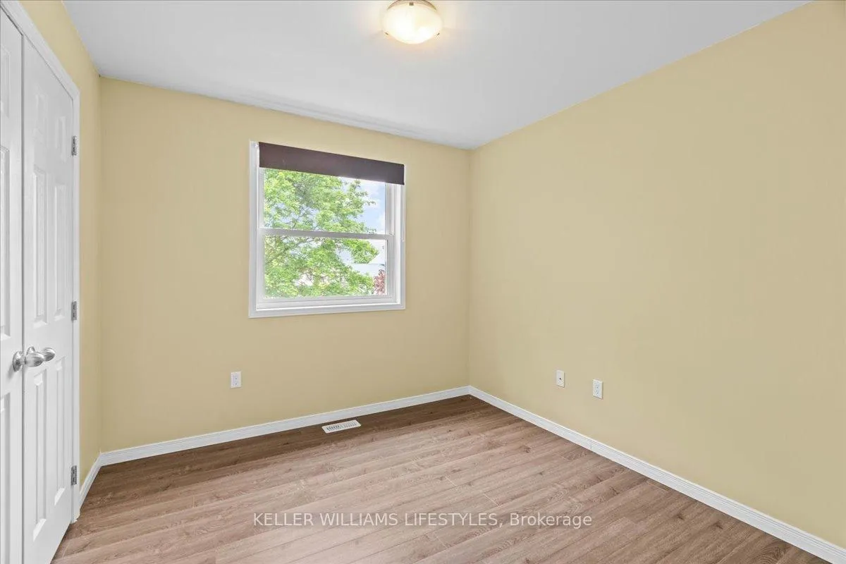 Photo 18 of 583 St.clair Street, Warwick, Watford — HOMEH