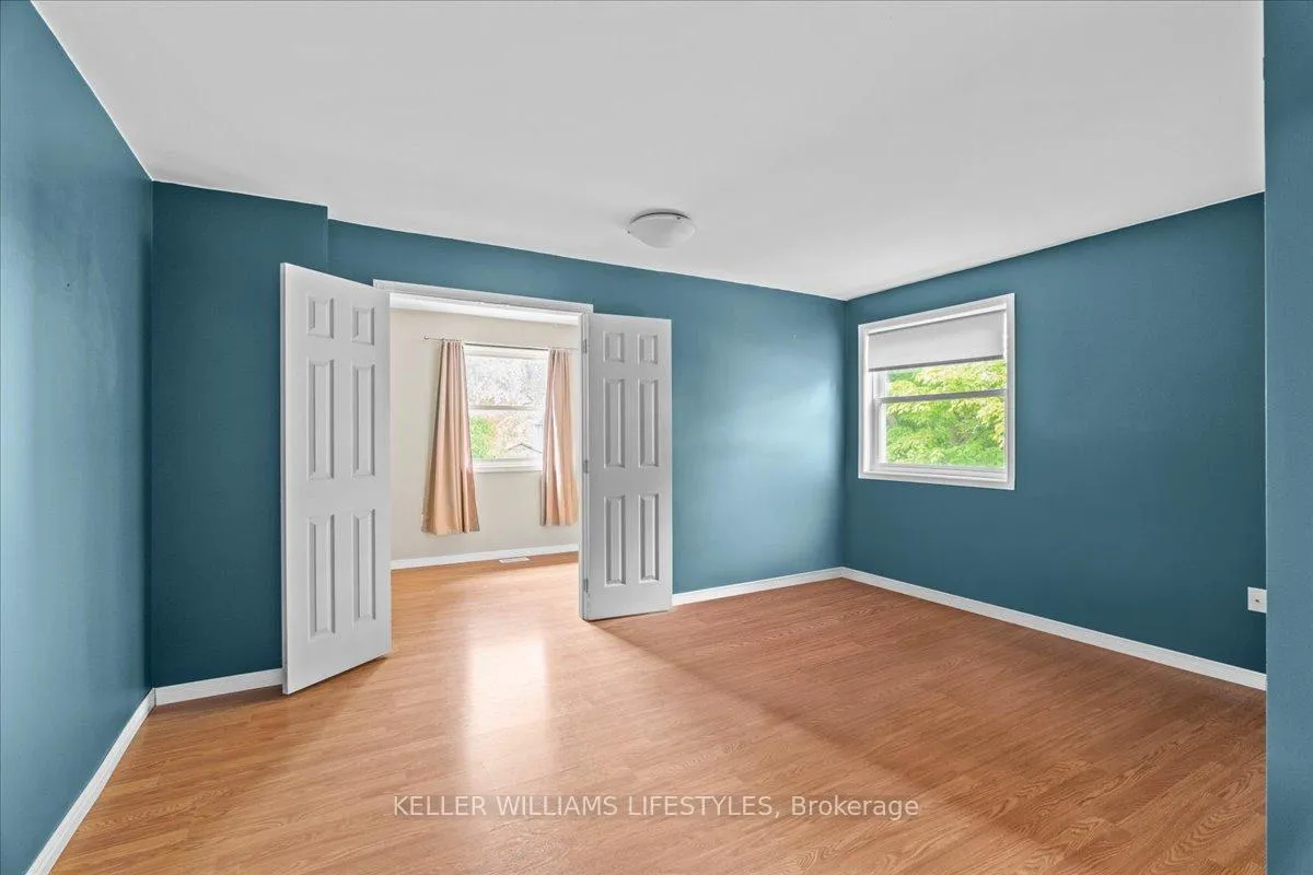 Photo 20 of 583 St.clair Street, Warwick, Watford — HOMEH